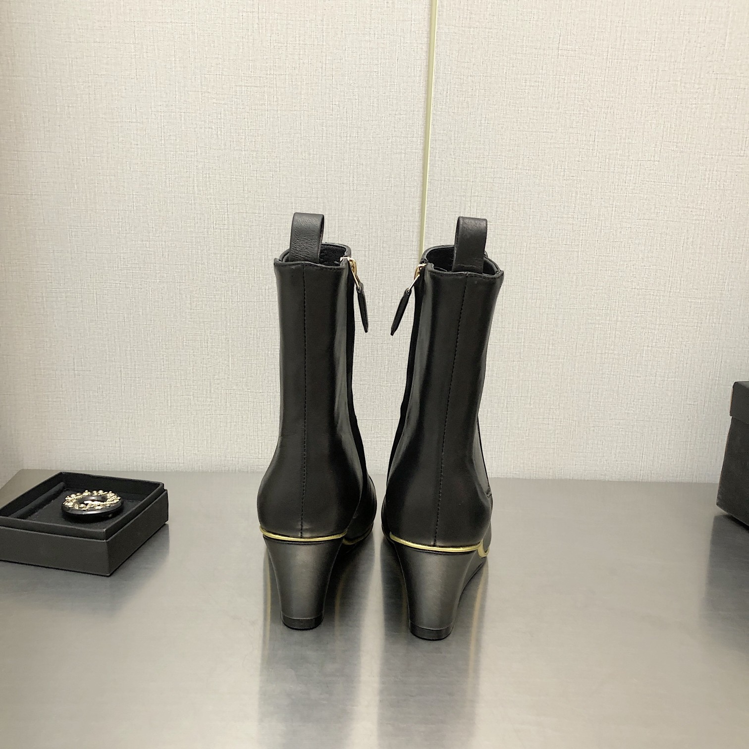 C design  6.5cm heel boots