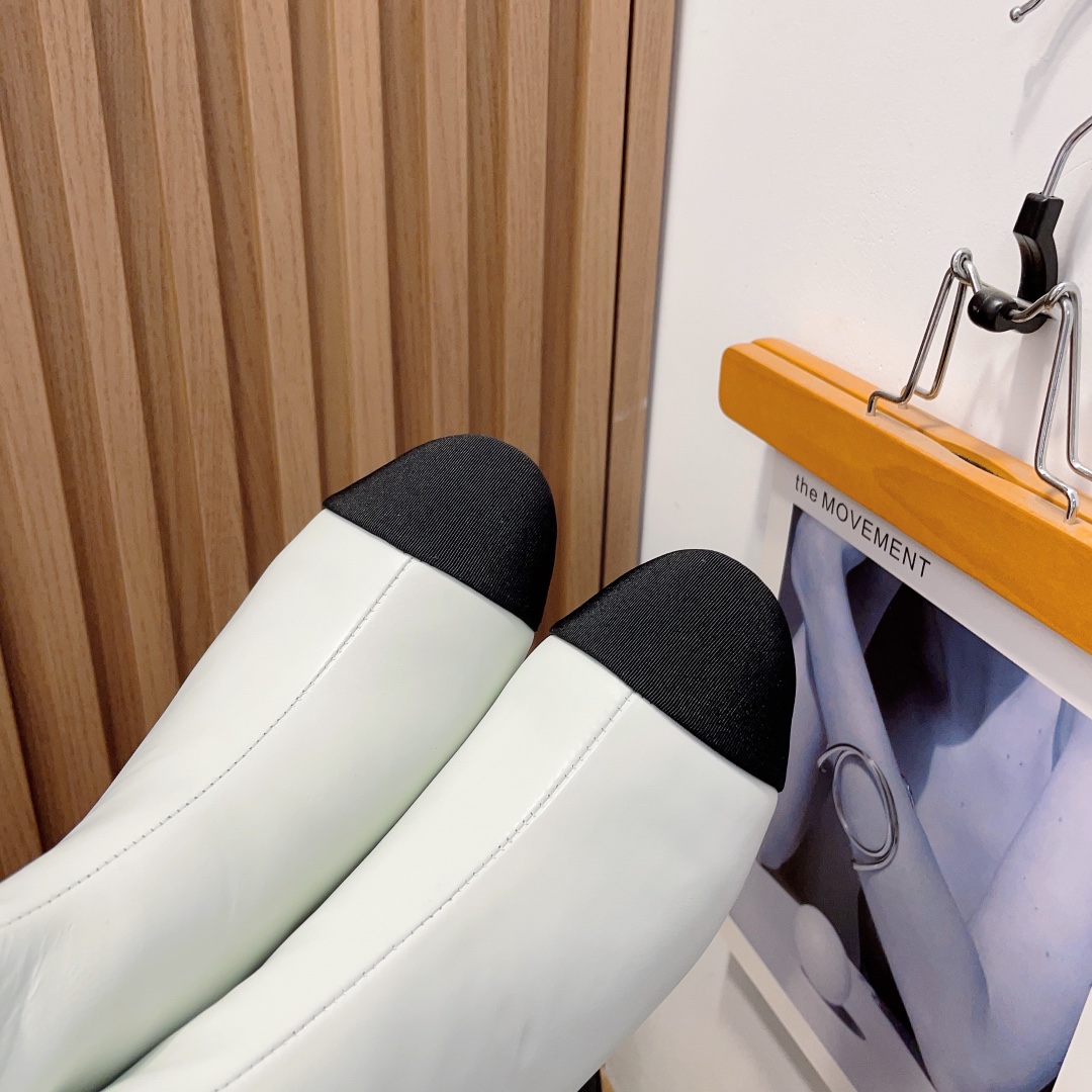 C design  back zipper short boots