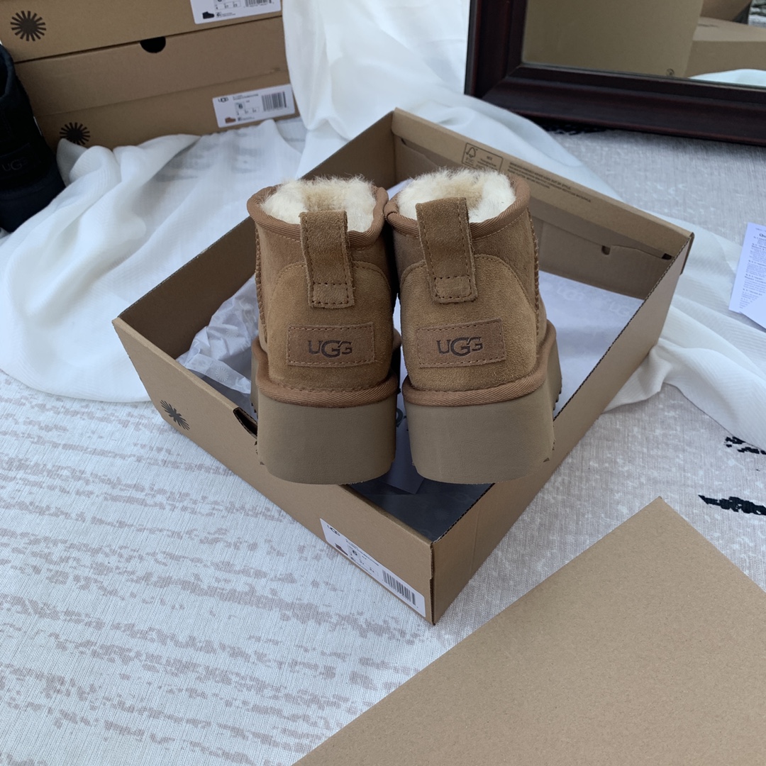 ugg Snow boots