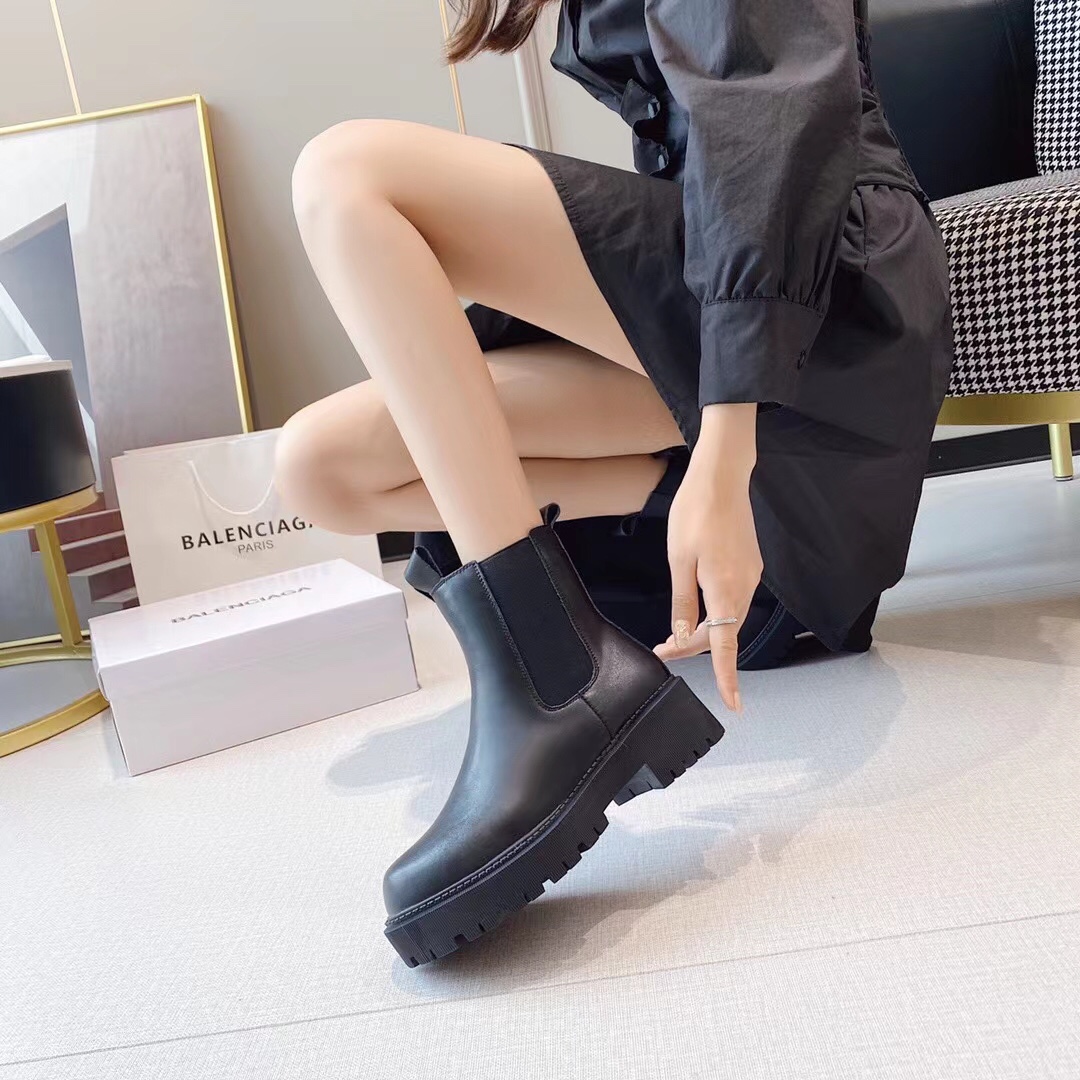 Balenciaga women's leather short boots 35-39