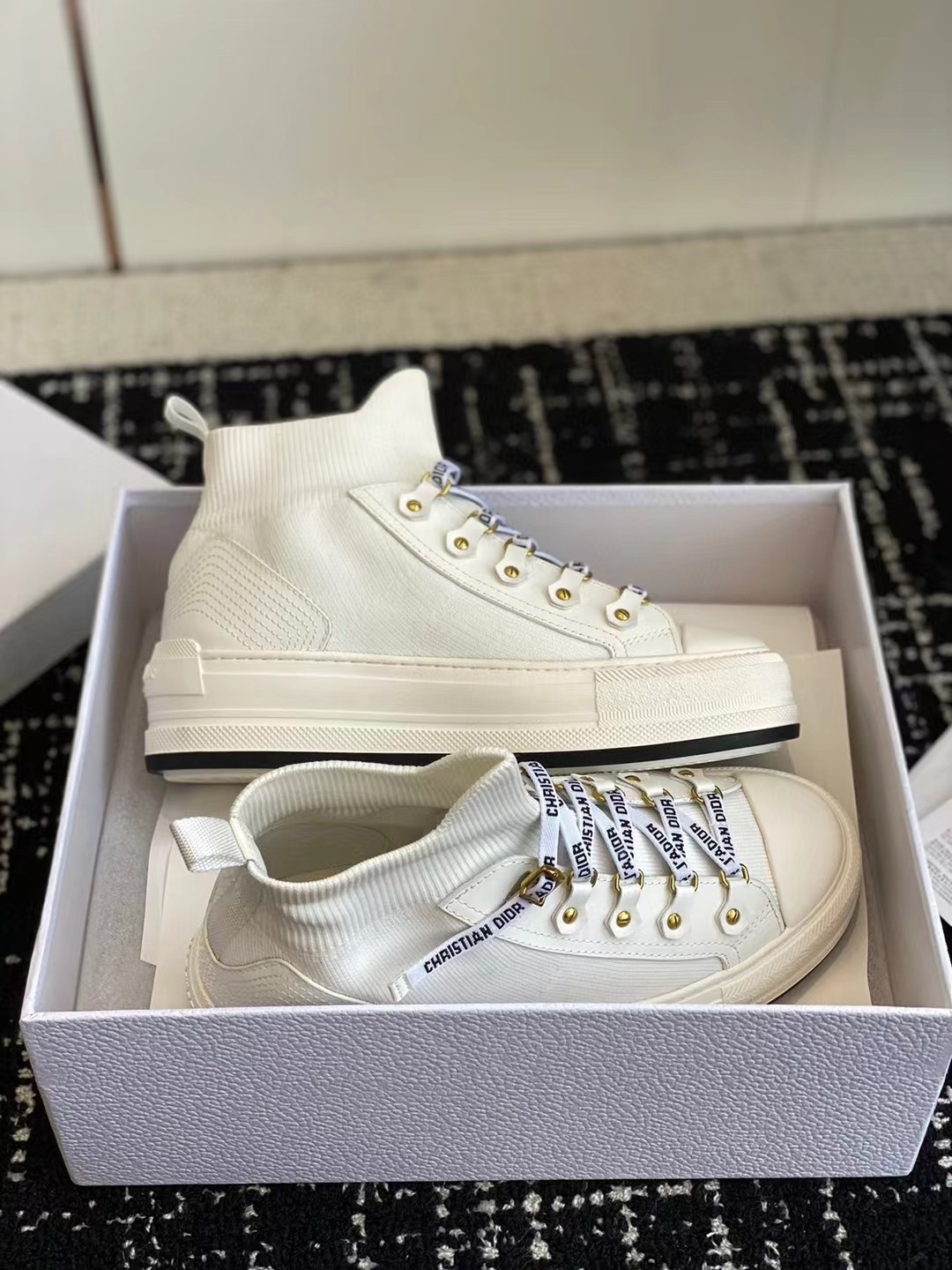 dior cd classic fly knit sneakers