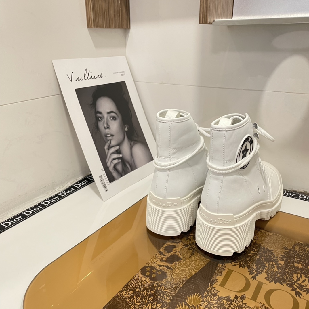 Christian Dior Paris thick sole Martin boots