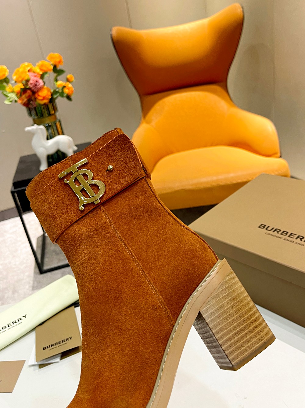 Burberry Women's Chunky Heel Short Boots 35-41