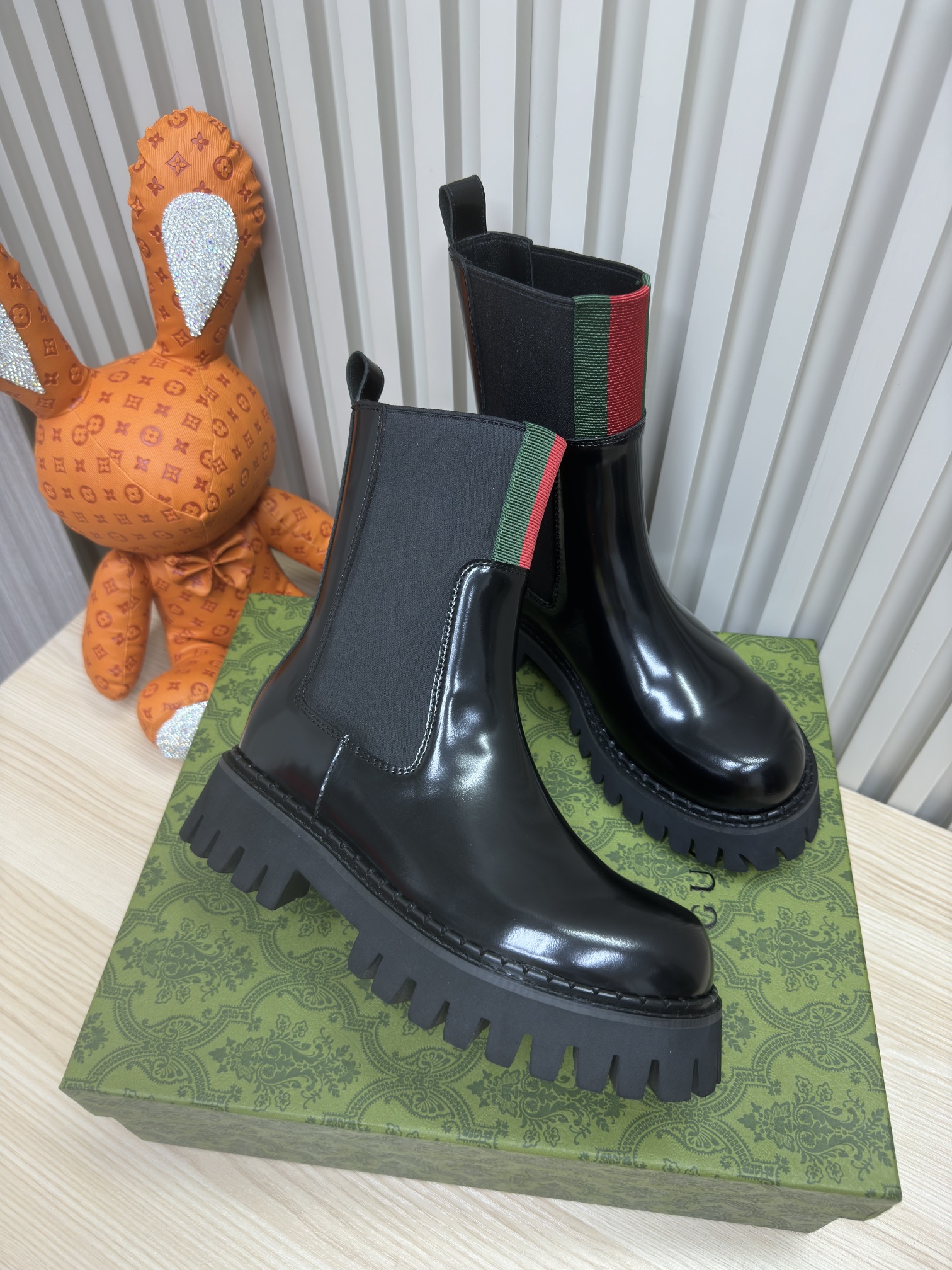 GUCCI&I Women's patent leather lace loafers Women's braided ankle boots