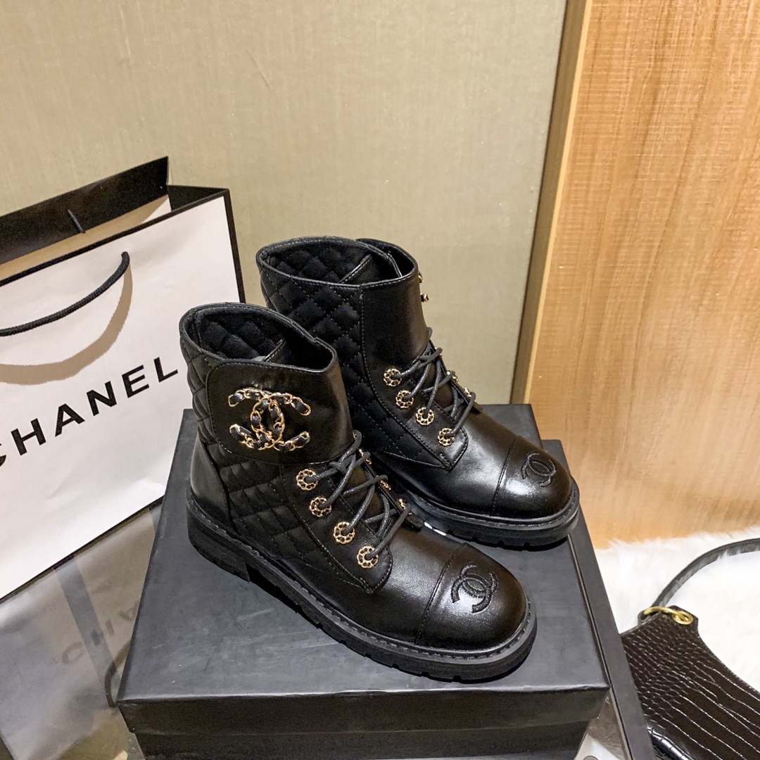 C design  new chain double C buckle short boots