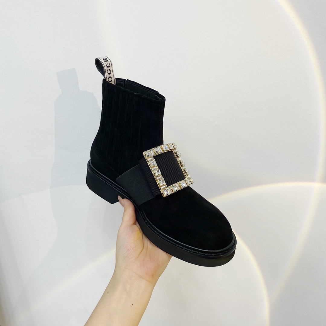 Roger Vivier leather buckle short ankle boots