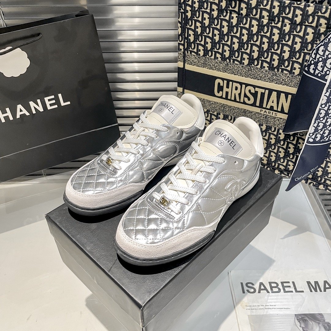 C design  new thick-soled non-slip sneakers