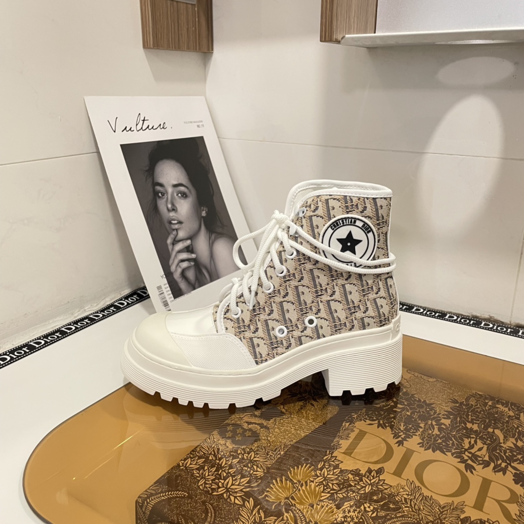 Christian Dior Paris thick sole Martin boots