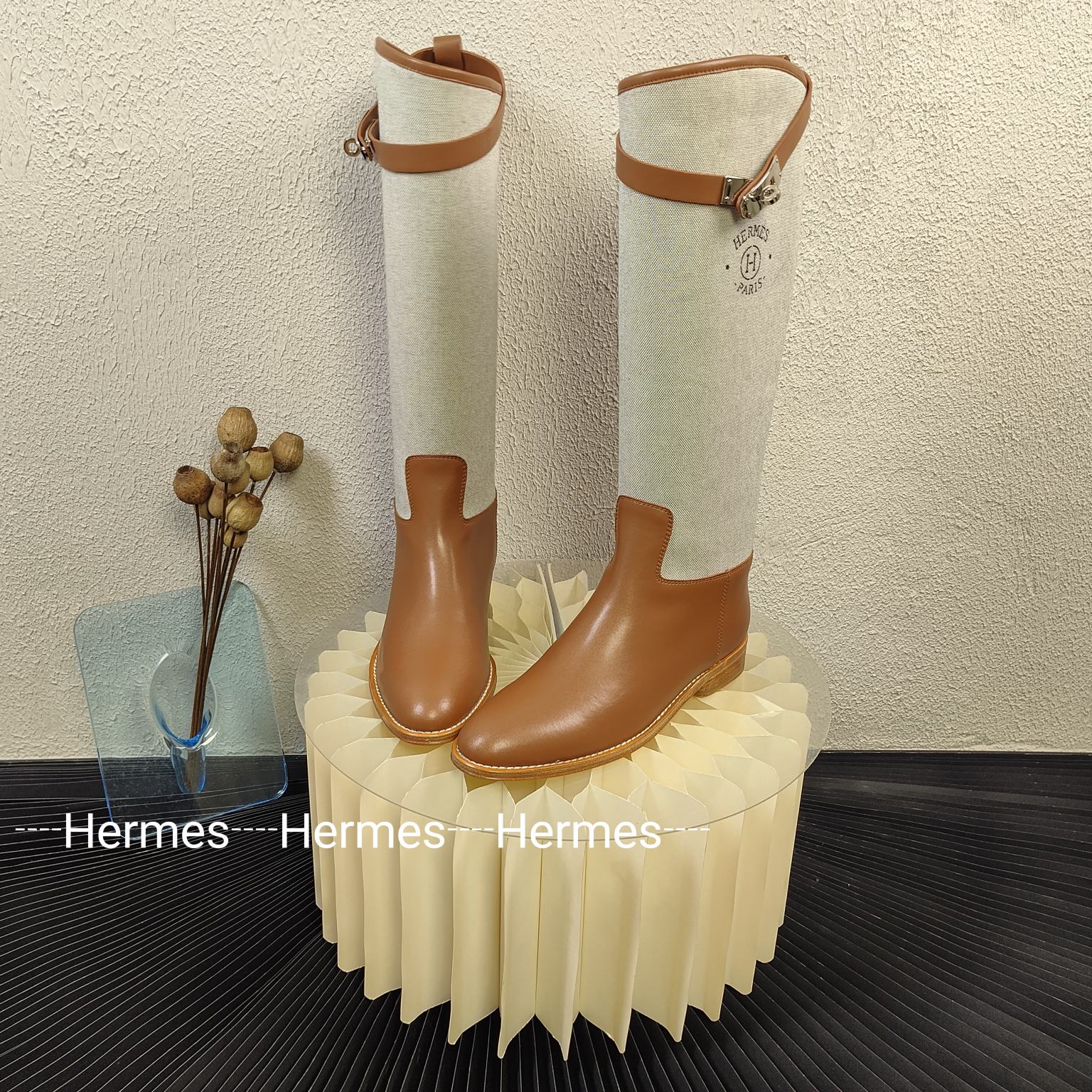 H's classic Kelly buckle new cloth knight boots