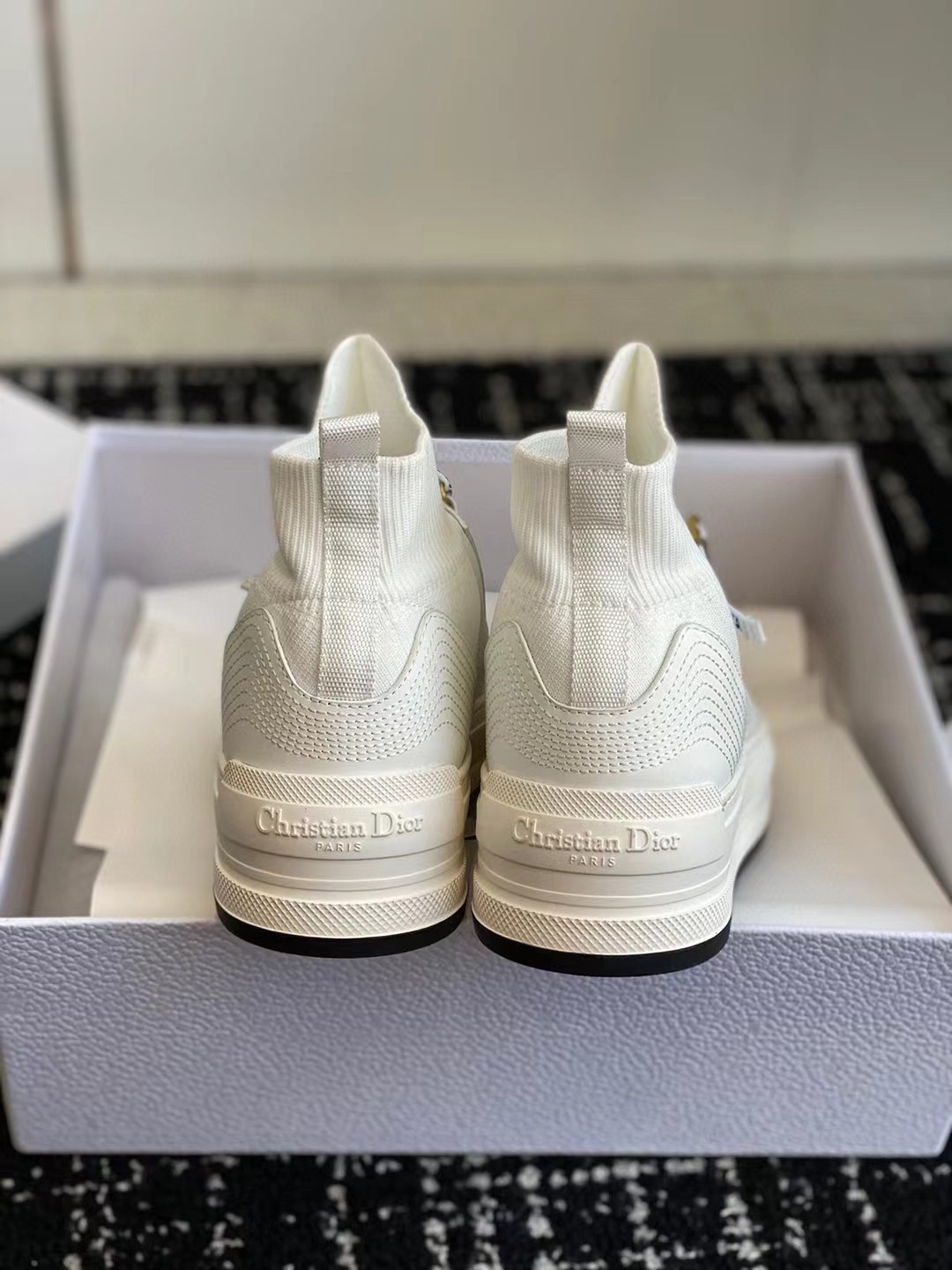 dior cd classic fly knit sneakers