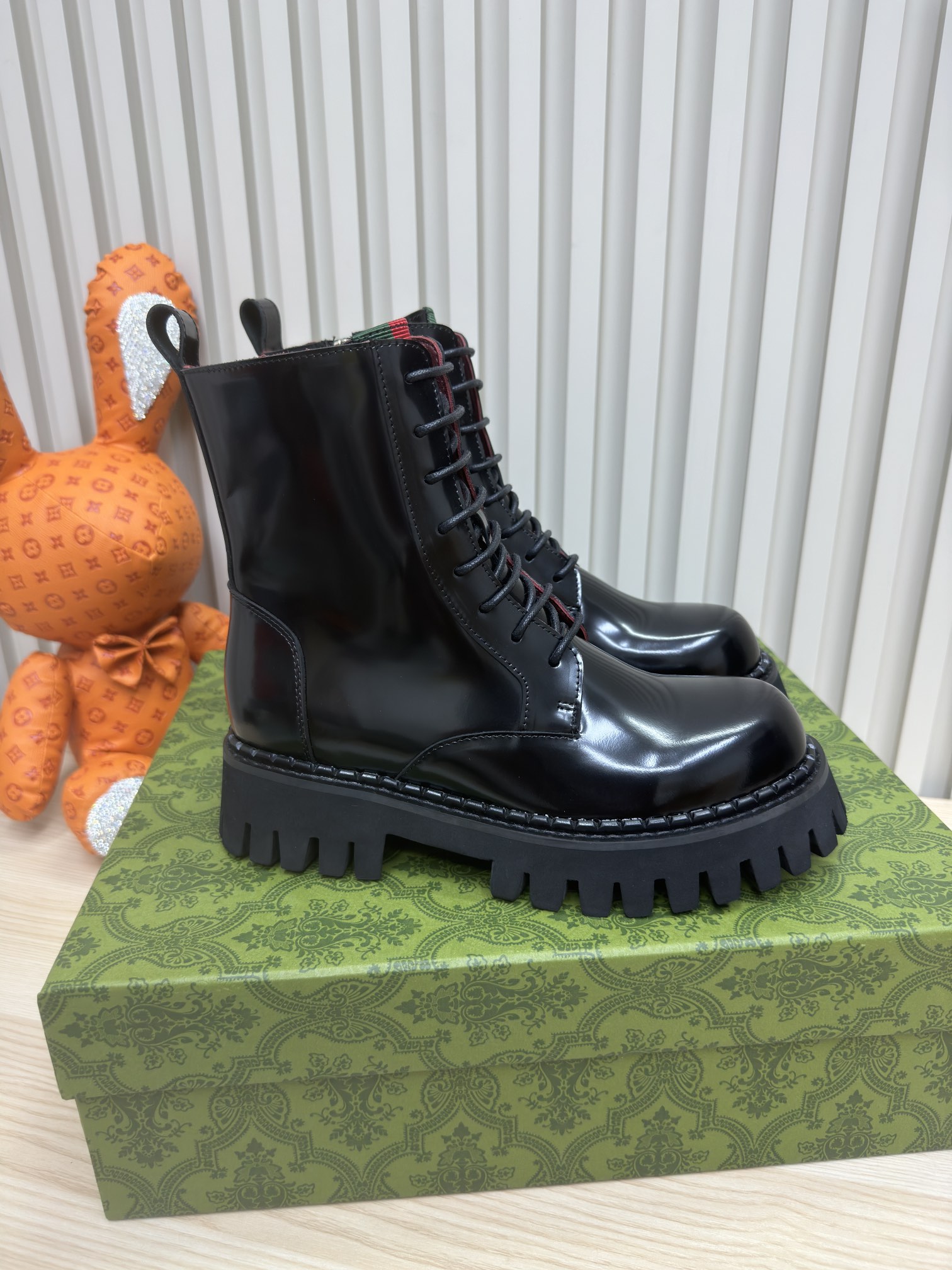 GUCCI&I Women's patent leather lace loafers Women's braided ankle boots