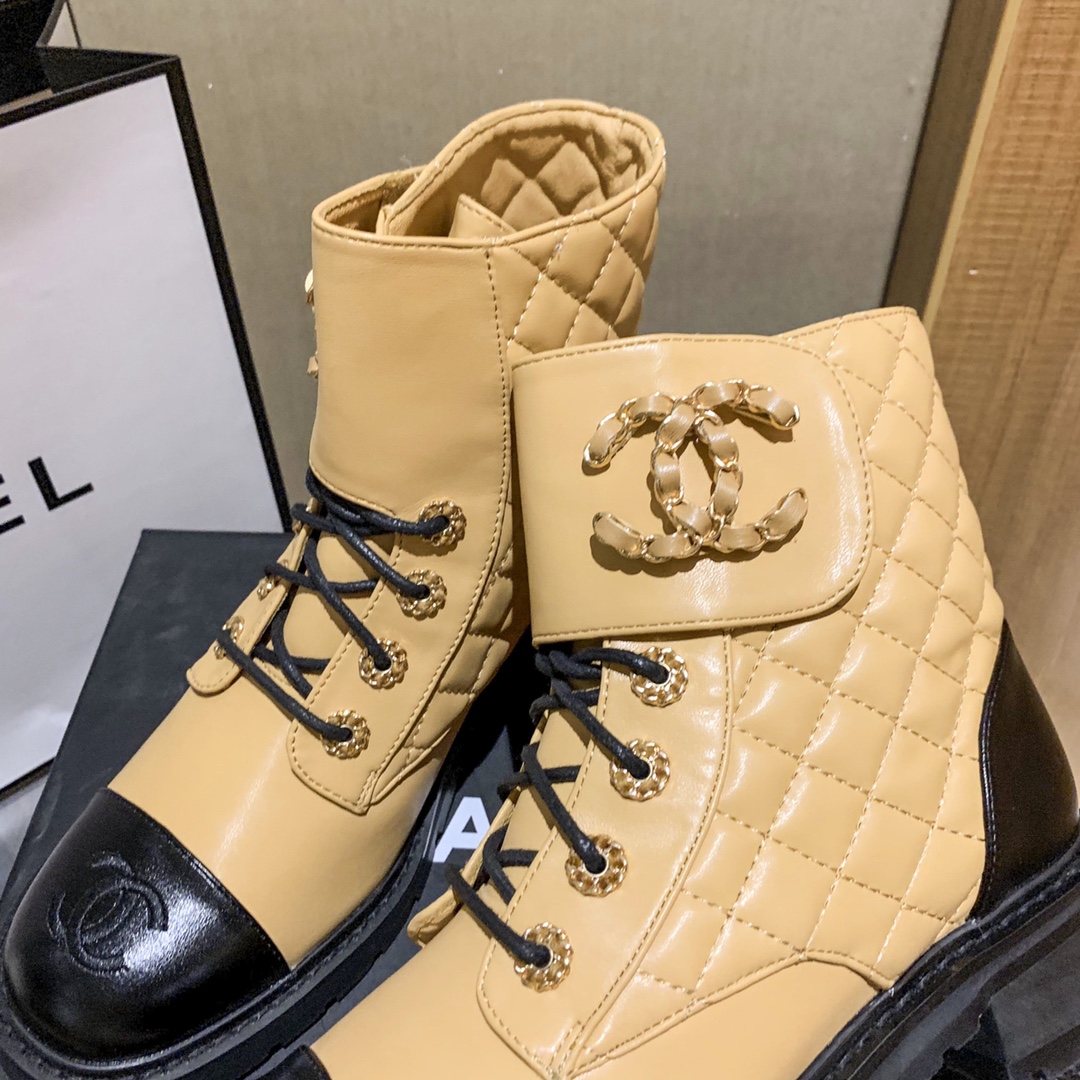 C design  new chain double C buckle short boots