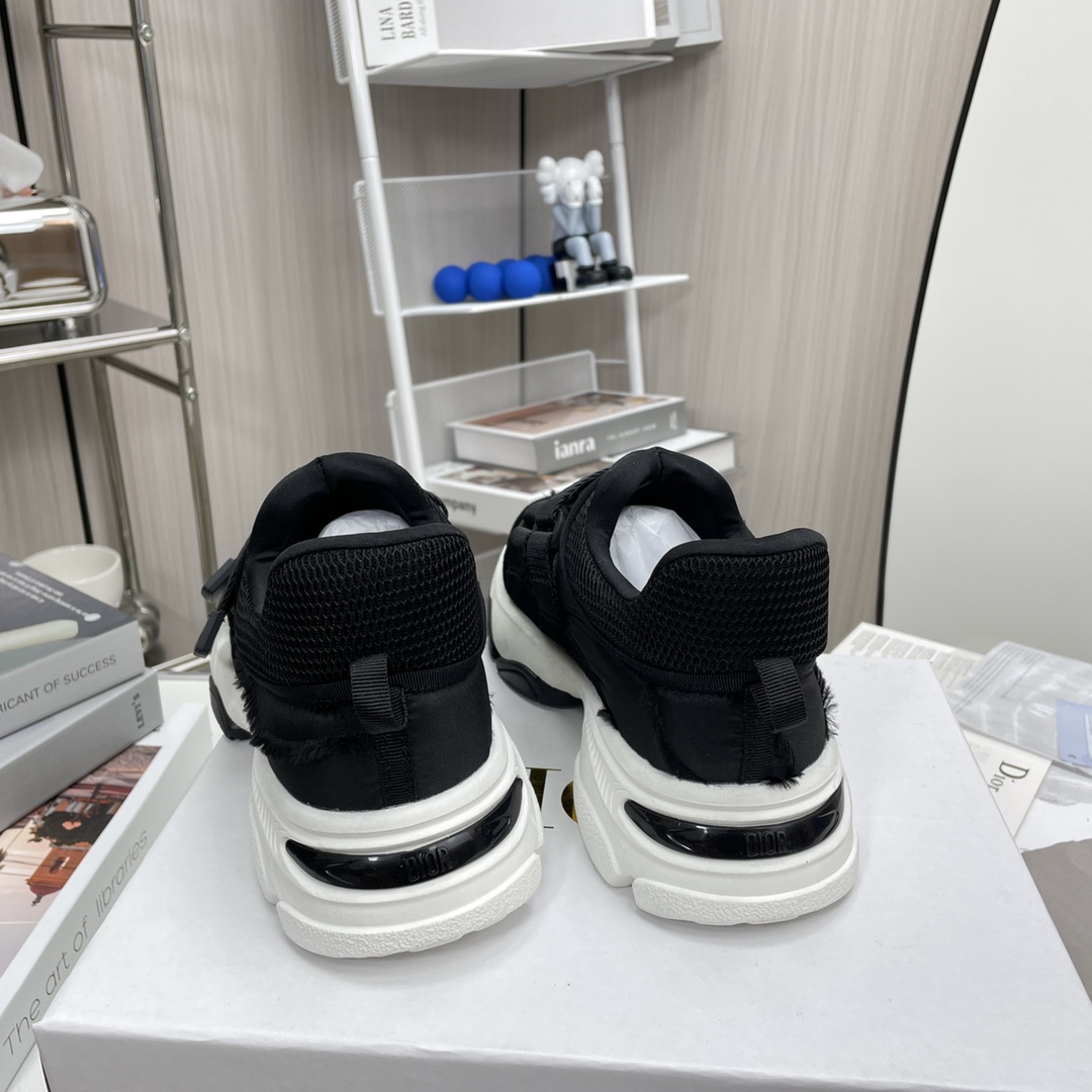Dior D-wander velcro sneakers