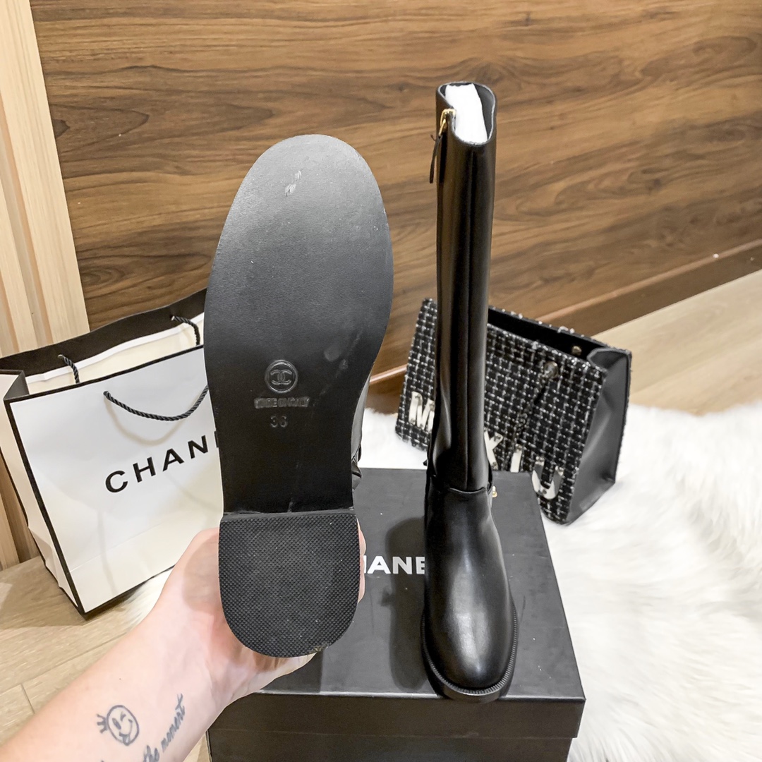 C design  new chain boots