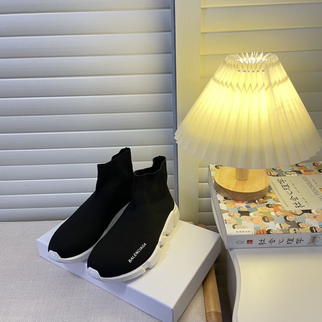 women knitted sock boots