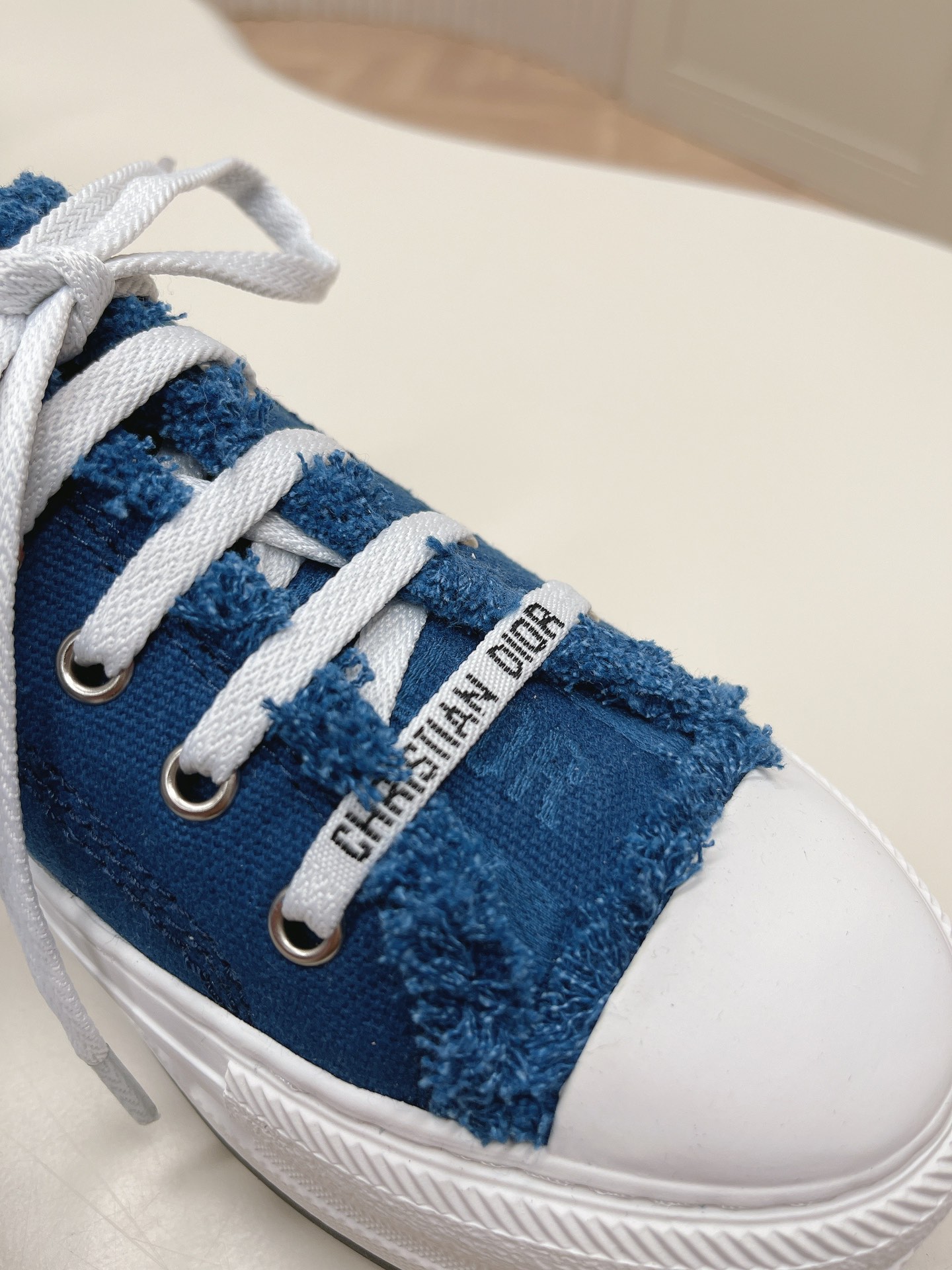 Dior 2024 Walk'n Collection Old Flower Embroidery Thick Canvas Shoes Casual Sneakers