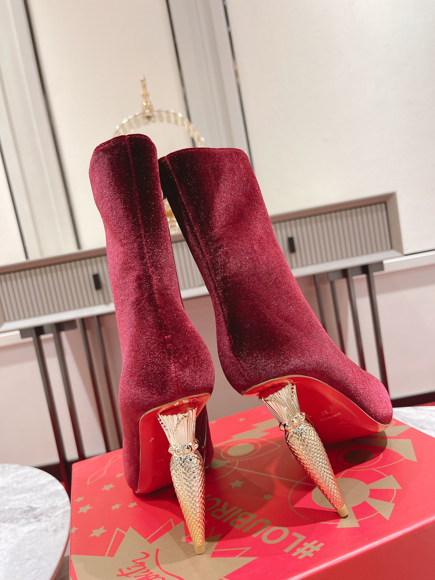 CL Queen's Sceptre Boots