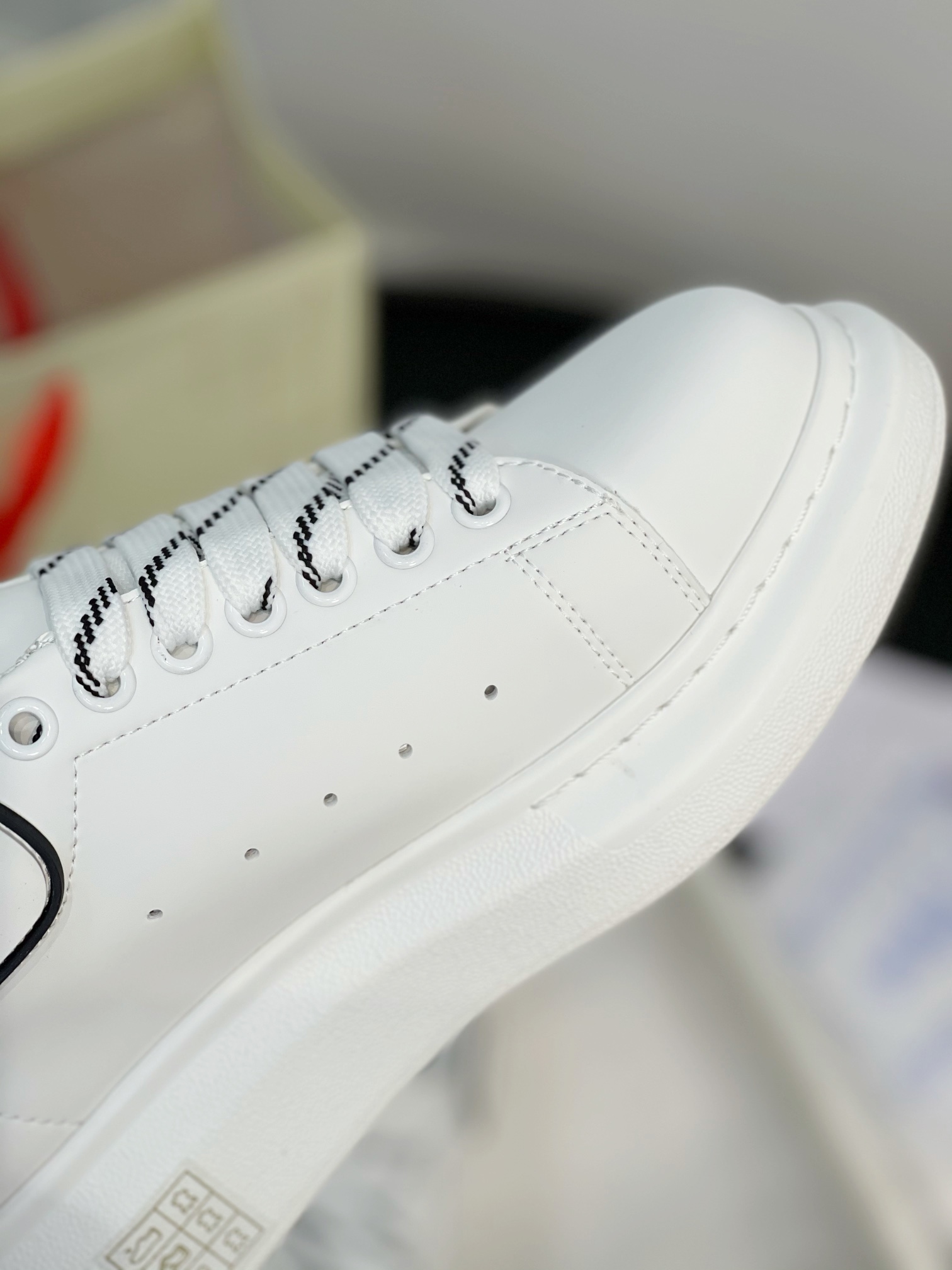 Alexander Mc QUEEN  women sneakers casual shoes