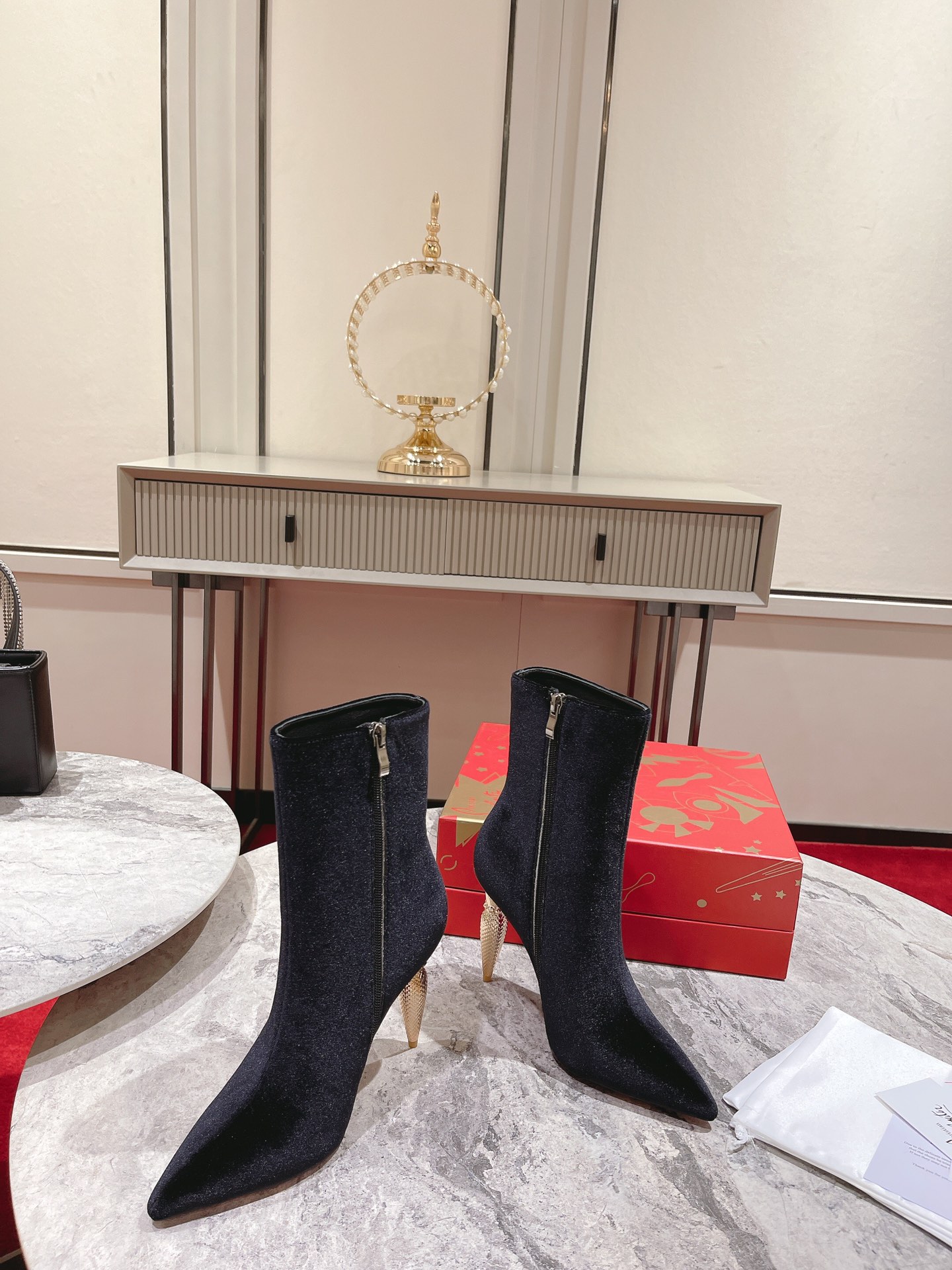 CL Queen's Sceptre Boots