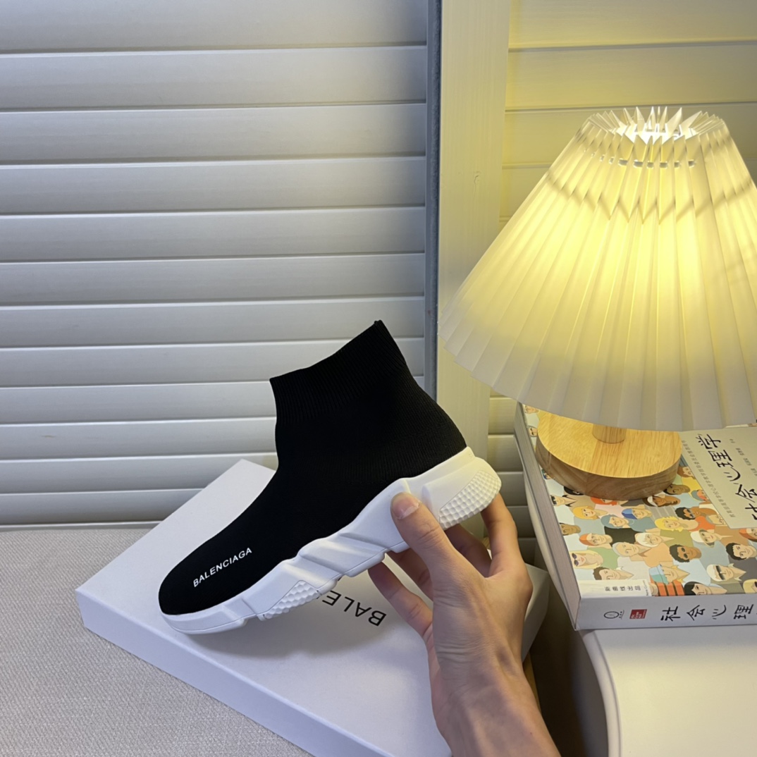 women knitted sock boots