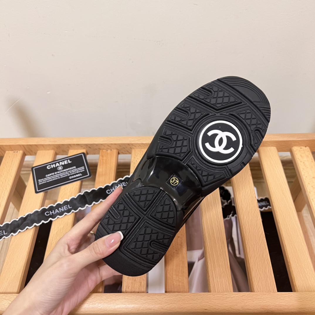 Chanel classic sneakers