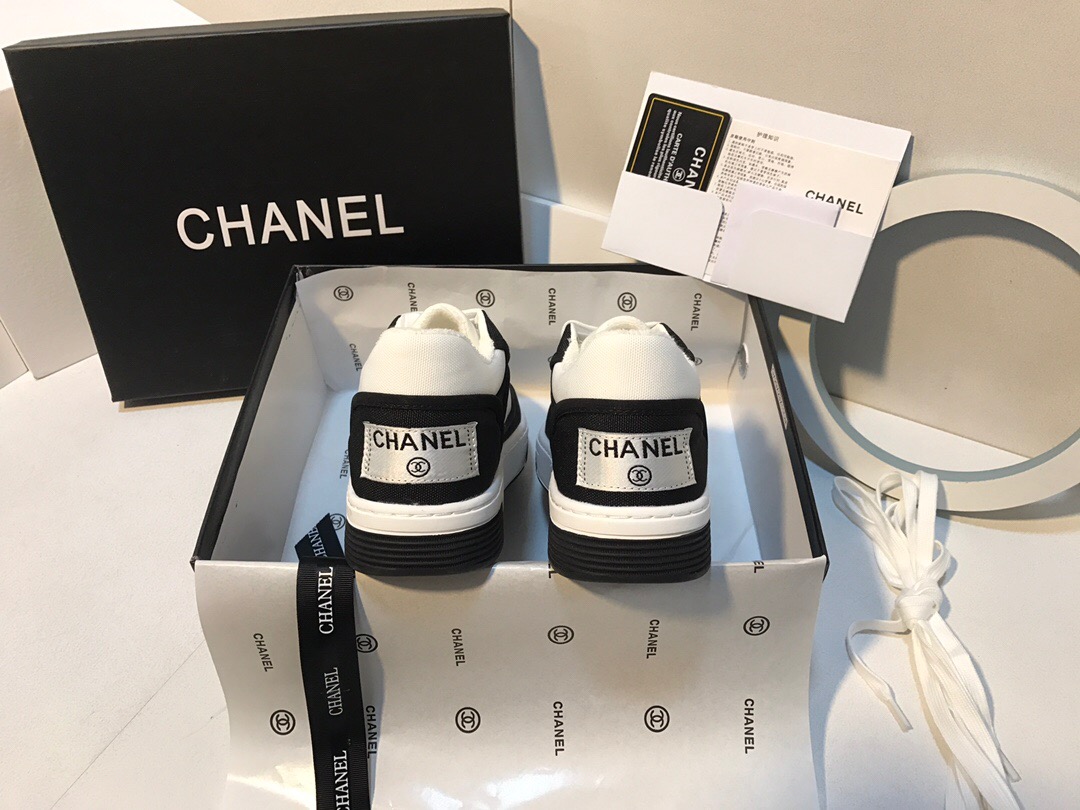 C design  Women Casual Lace Up Sneakers