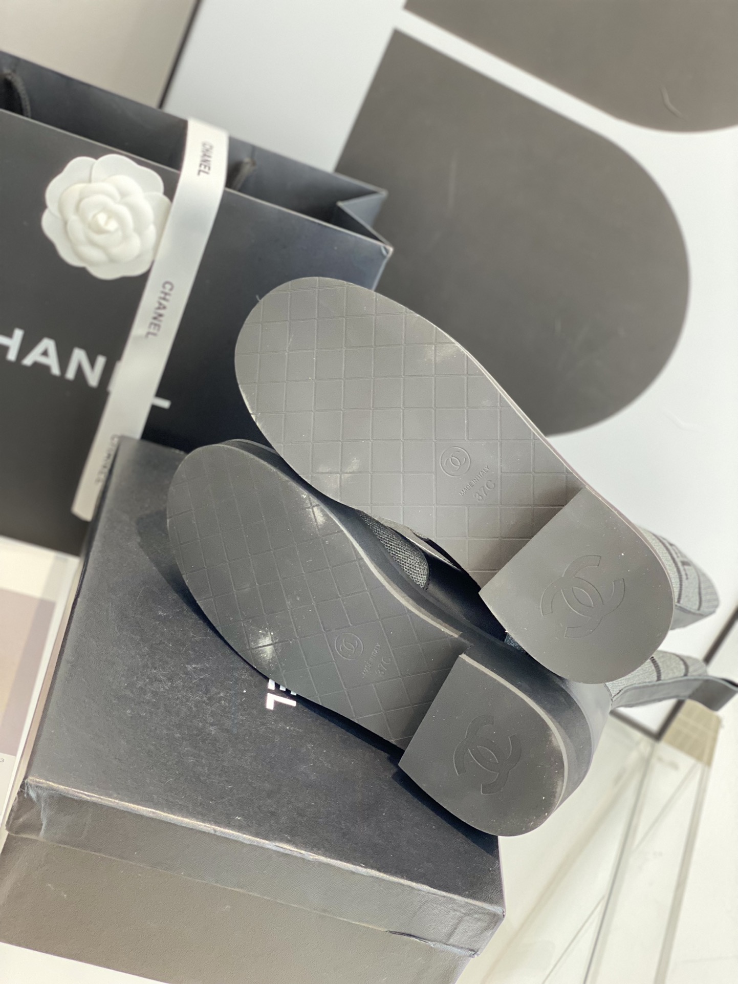 C design  runway model boots!