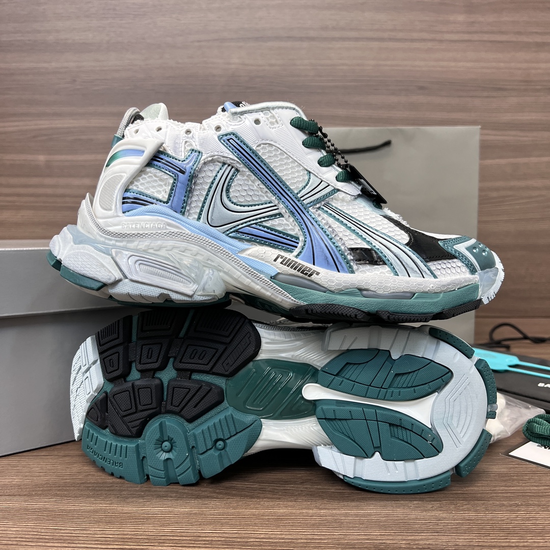Balenciaga-Runner Sneakers