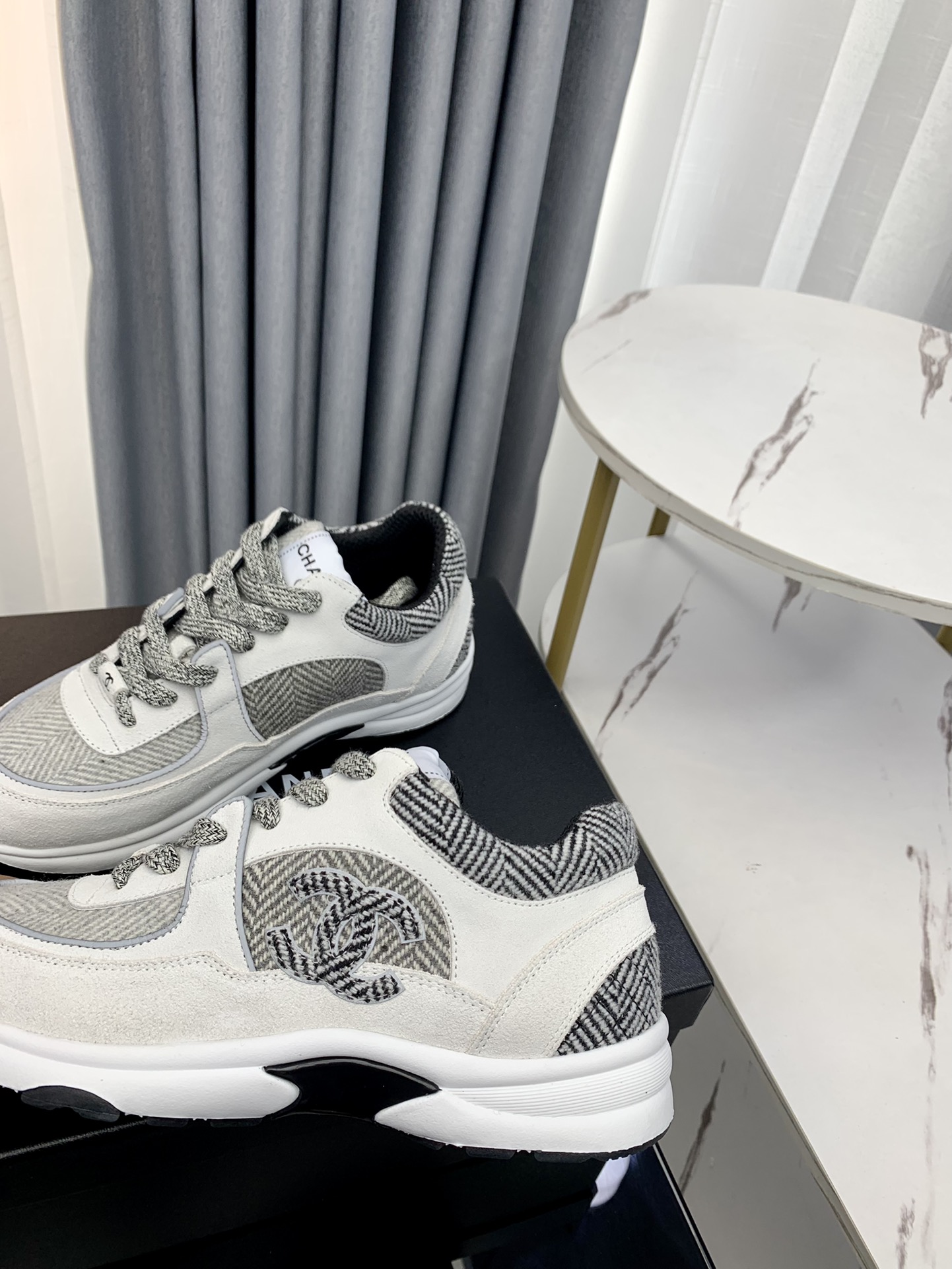 C design  women's sneakers   34-46