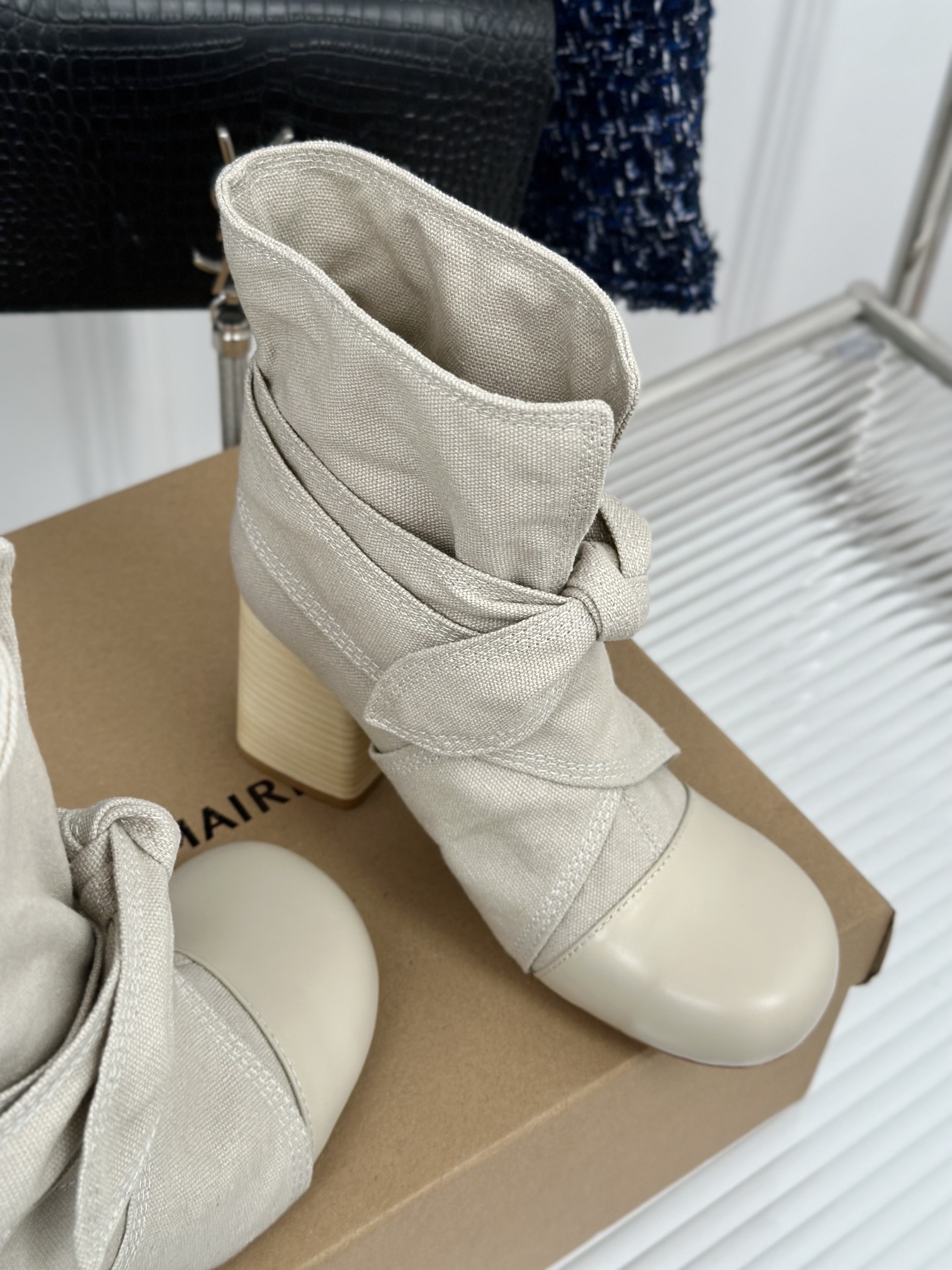 lemaire 24S autumn and winter new retro bow chunky heel boots