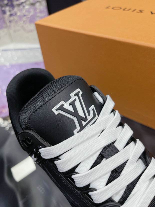 L design Trainer Maxi sneakers