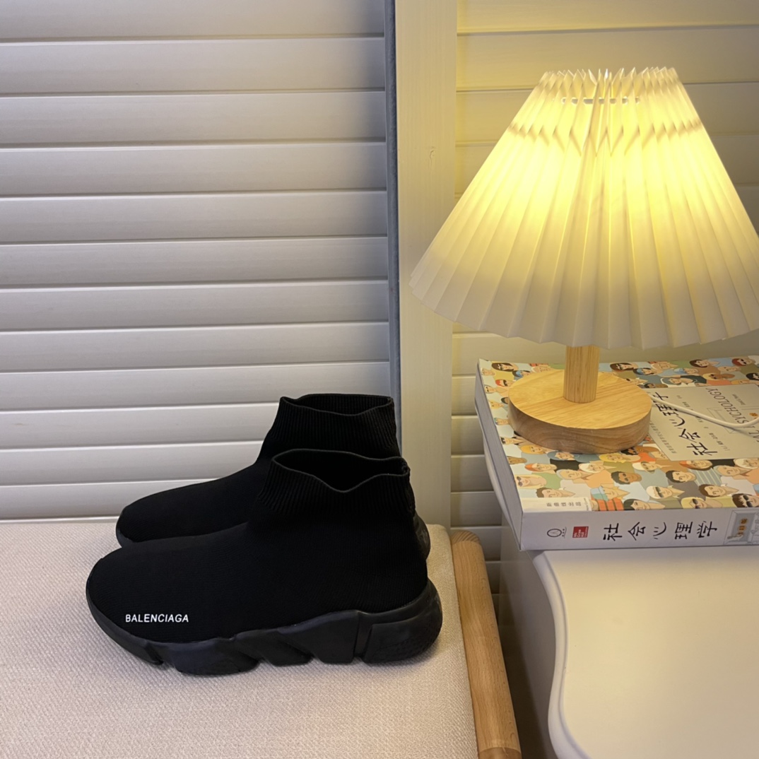 women knitted sock boots