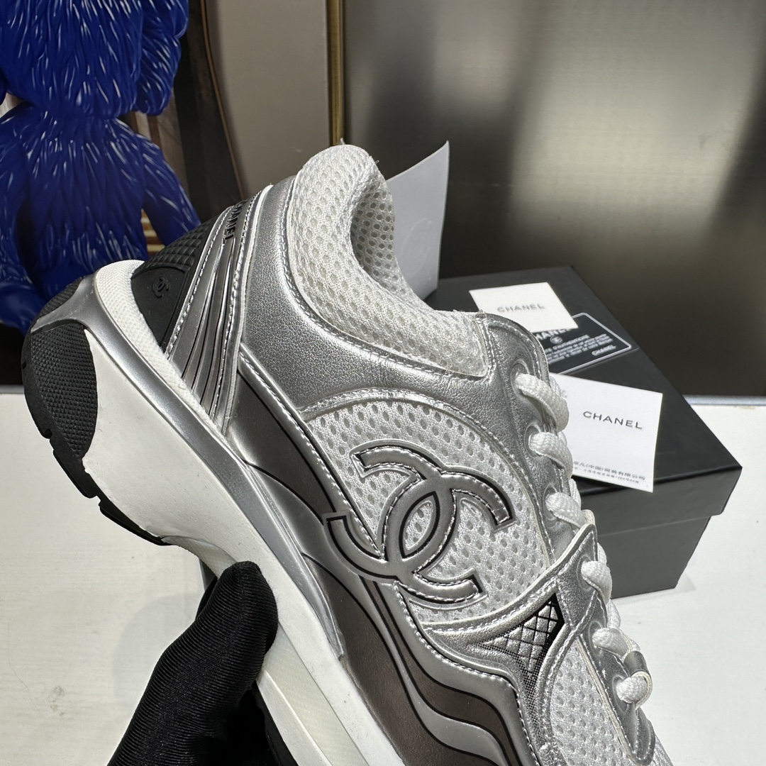 C design  new sneakers