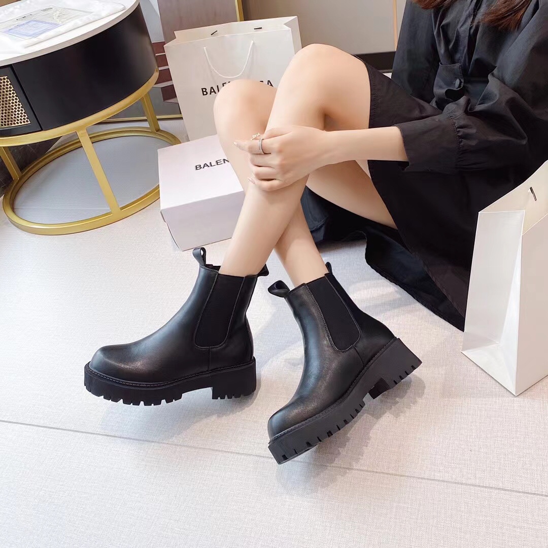 Balenciaga women's leather short boots 35-39