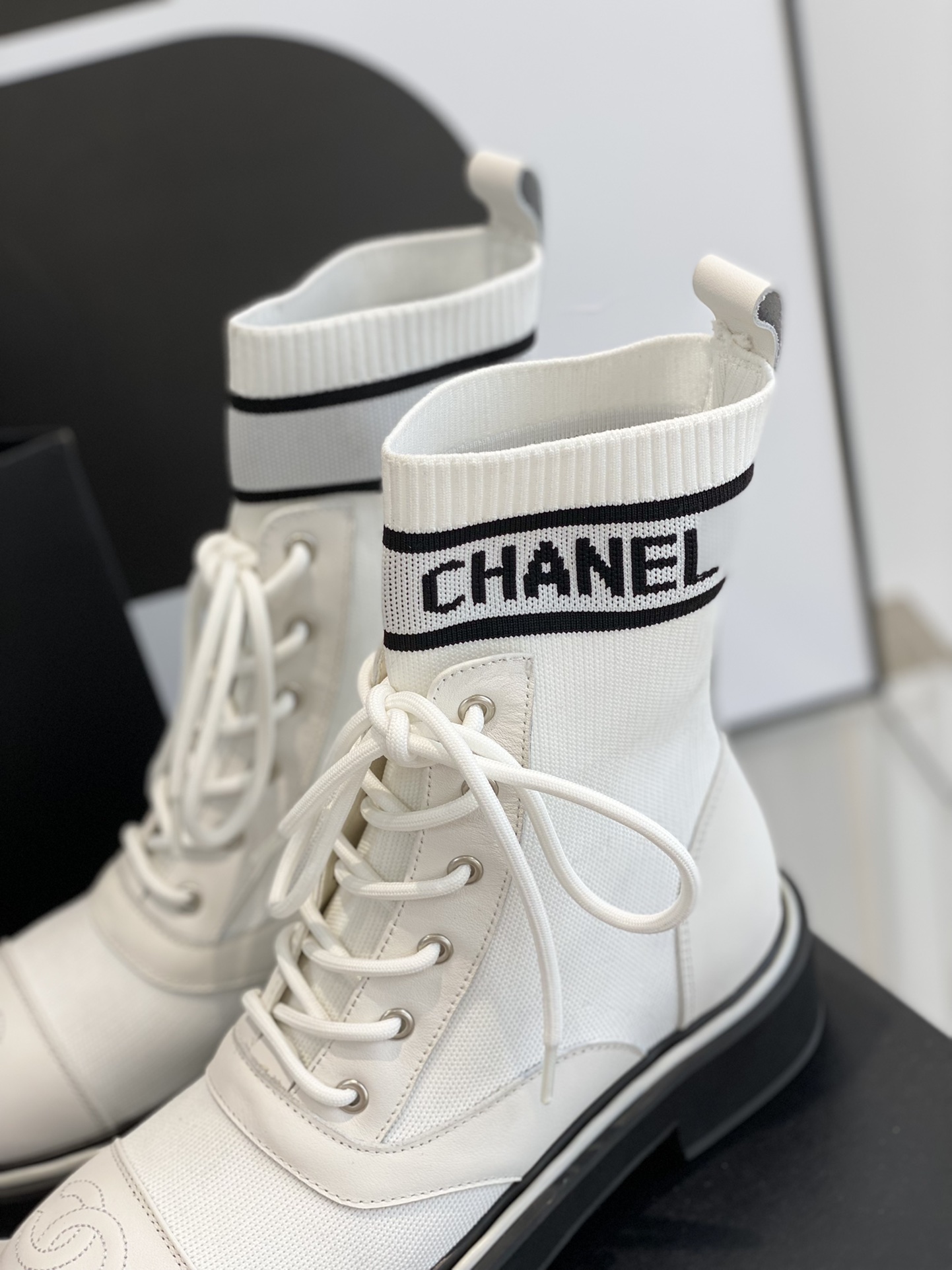 C design  runway model boots!