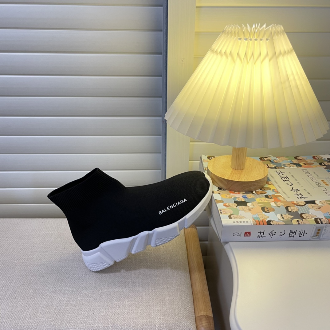 women knitted sock boots