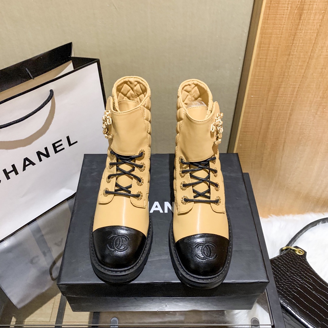 C design  new chain double C buckle short boots