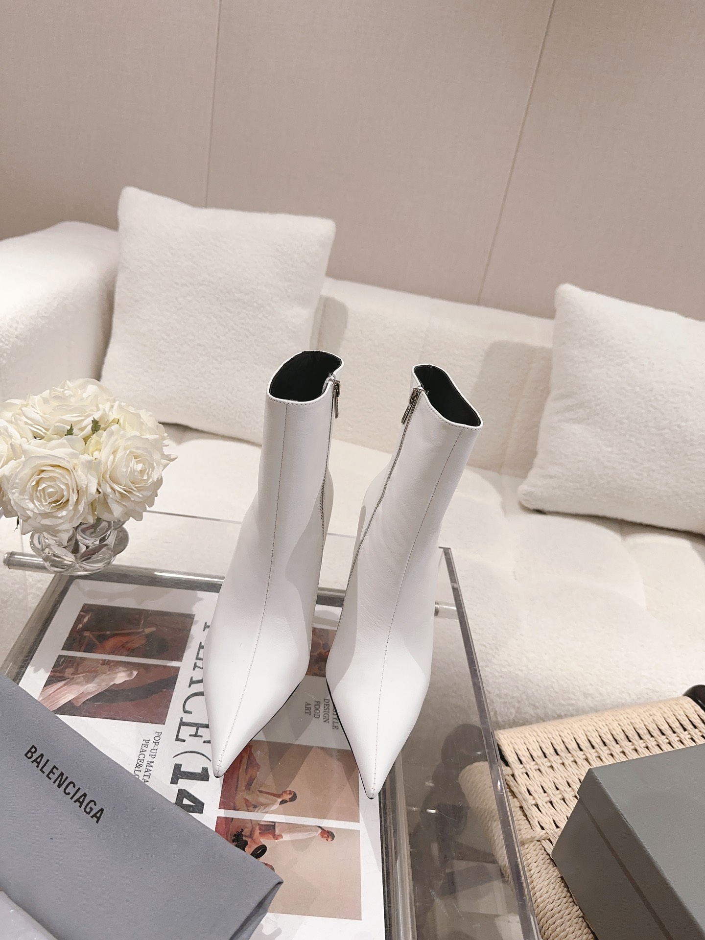 Balenciaga 2023/Pointed Toe Zip Boots