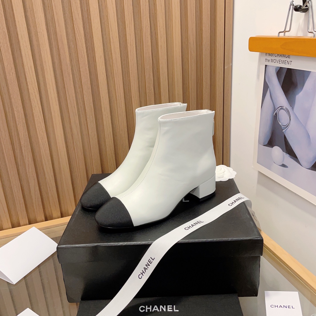 C design  back zipper short boots