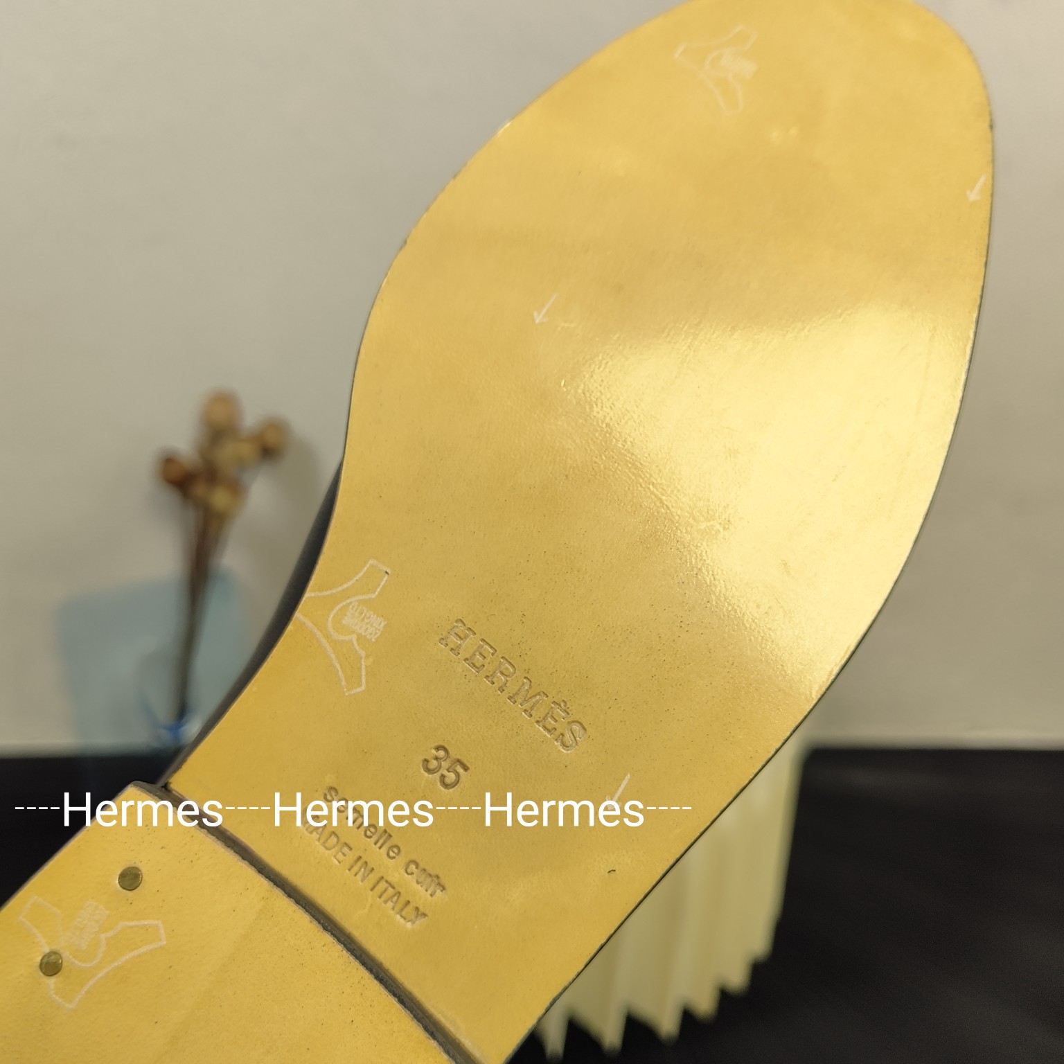 H's classic Kelly buckle new cloth knight boots