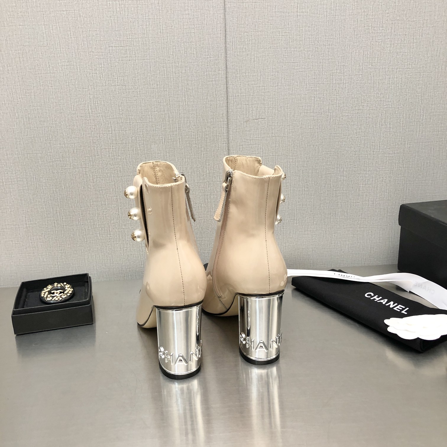 New C design  ankle boots