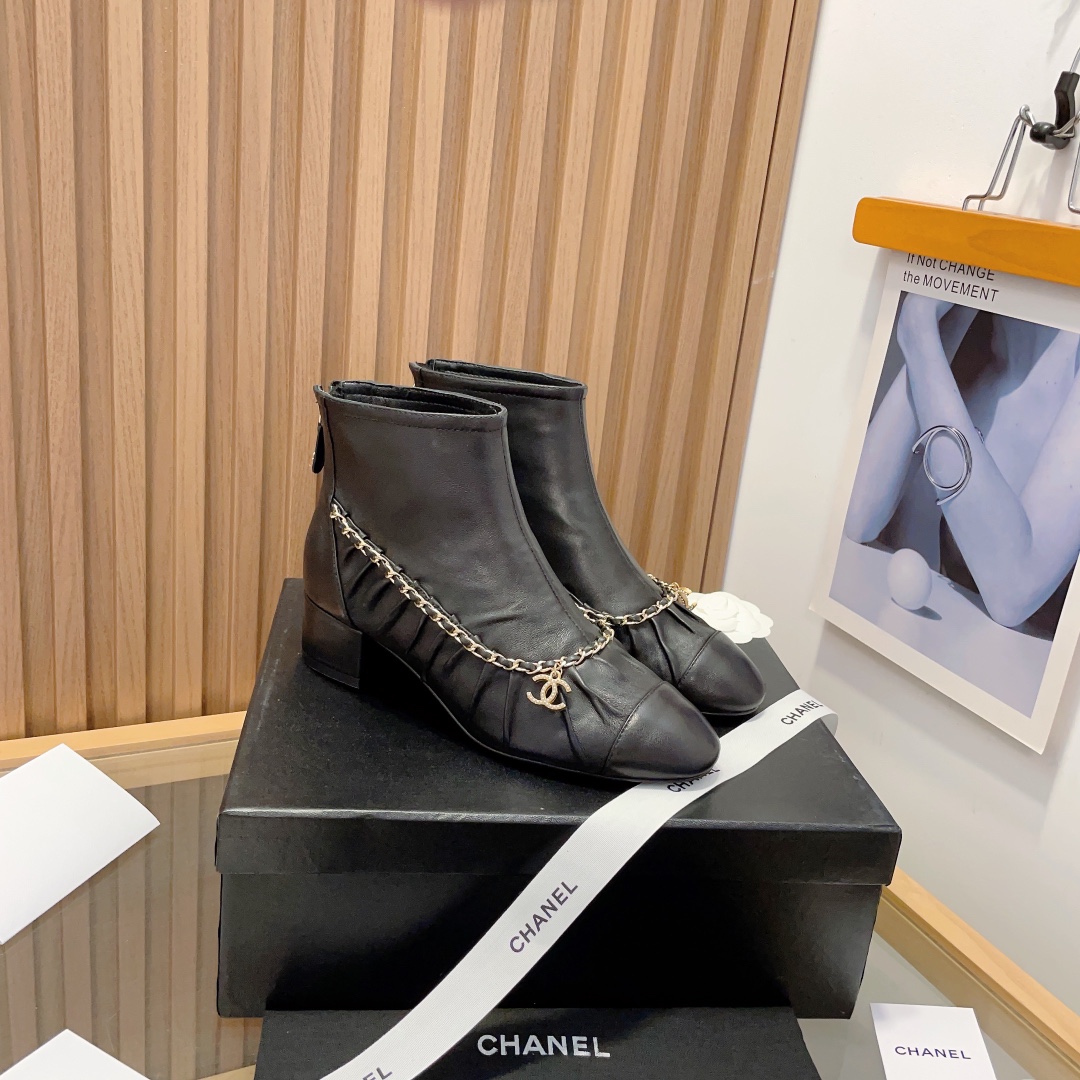 C design  2022 latest model back zipper short boots