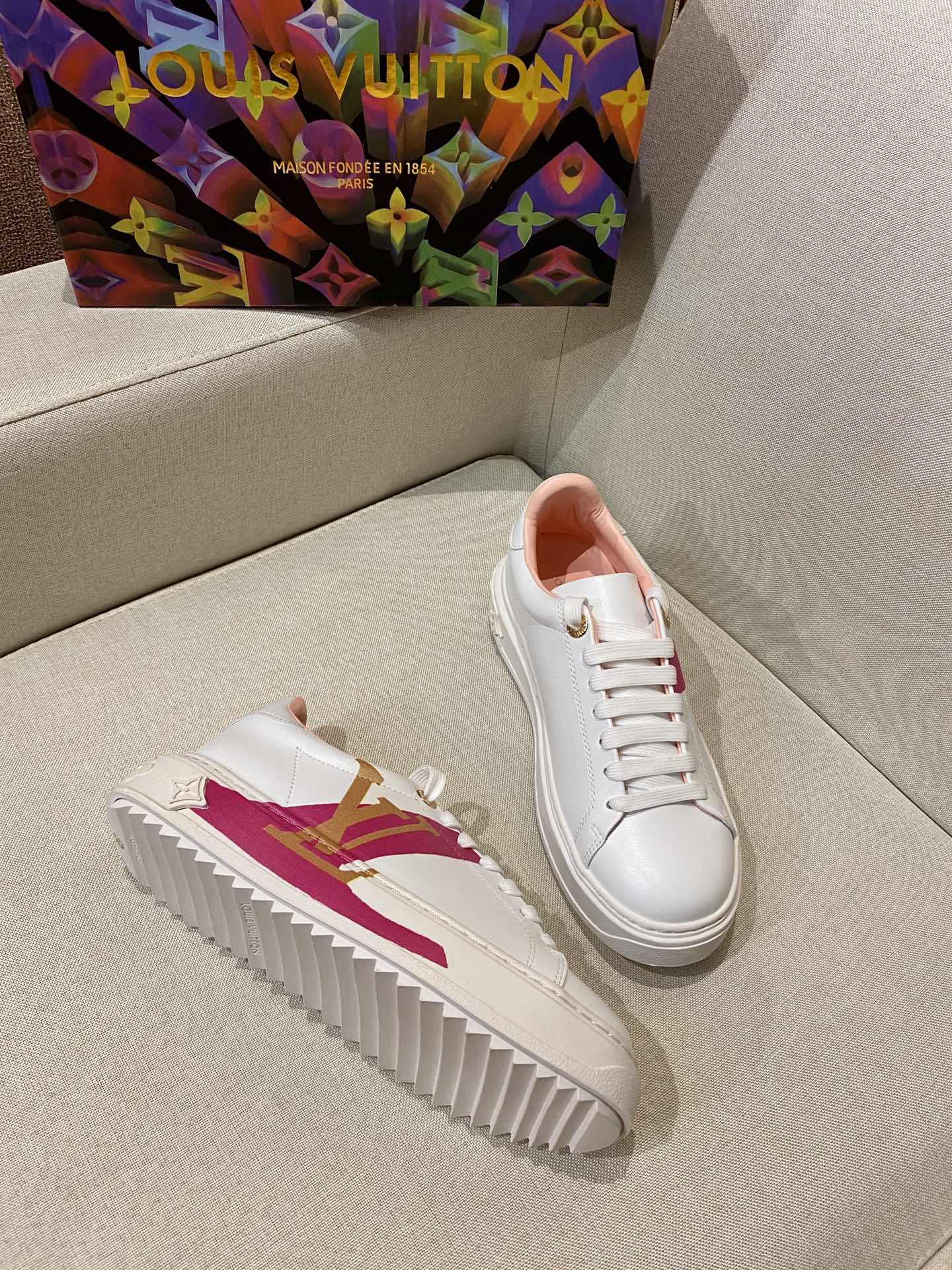 L designWomen Lace Up Leather Flat Sneakers