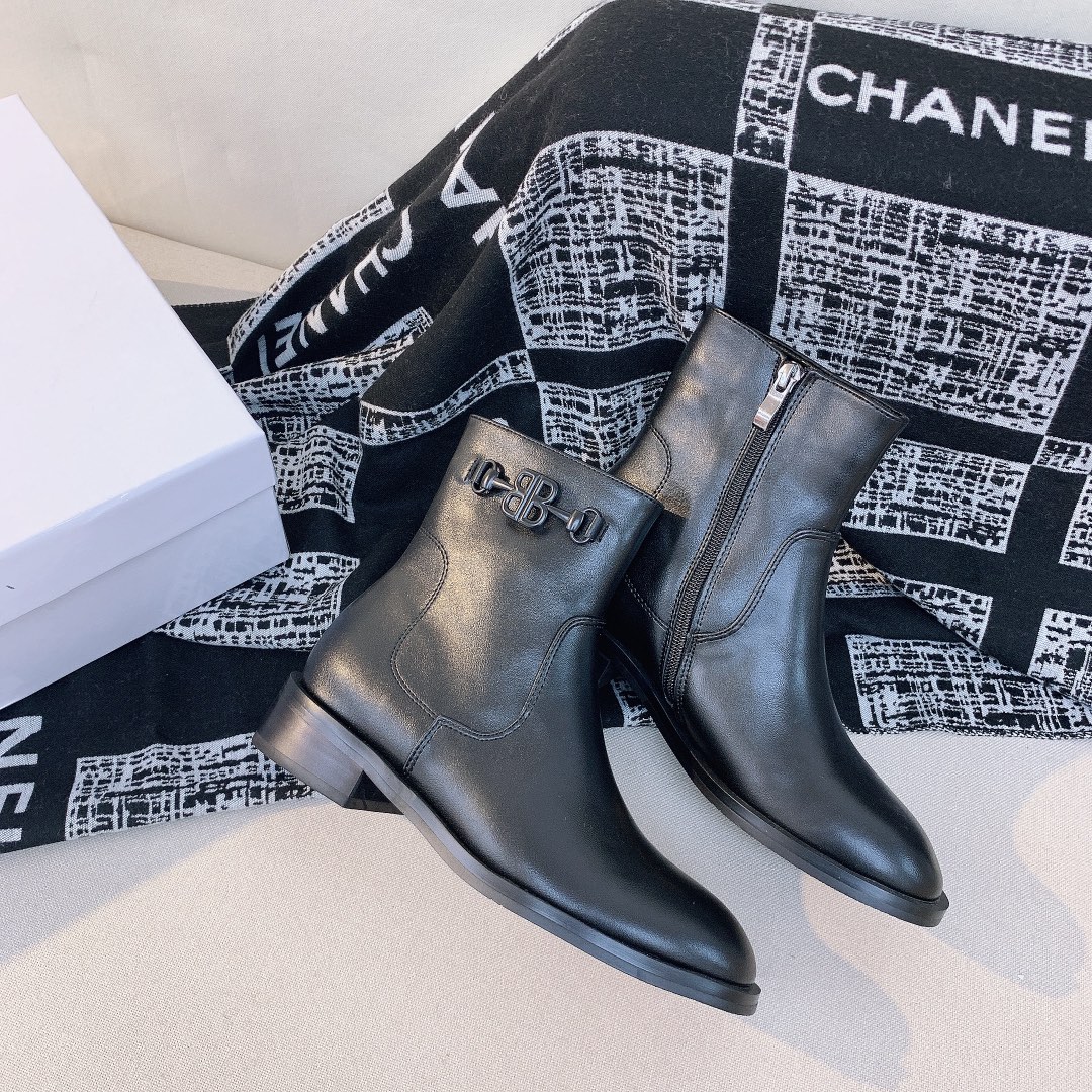 Balenciaga lace-up wool inside knee/ ankle boots