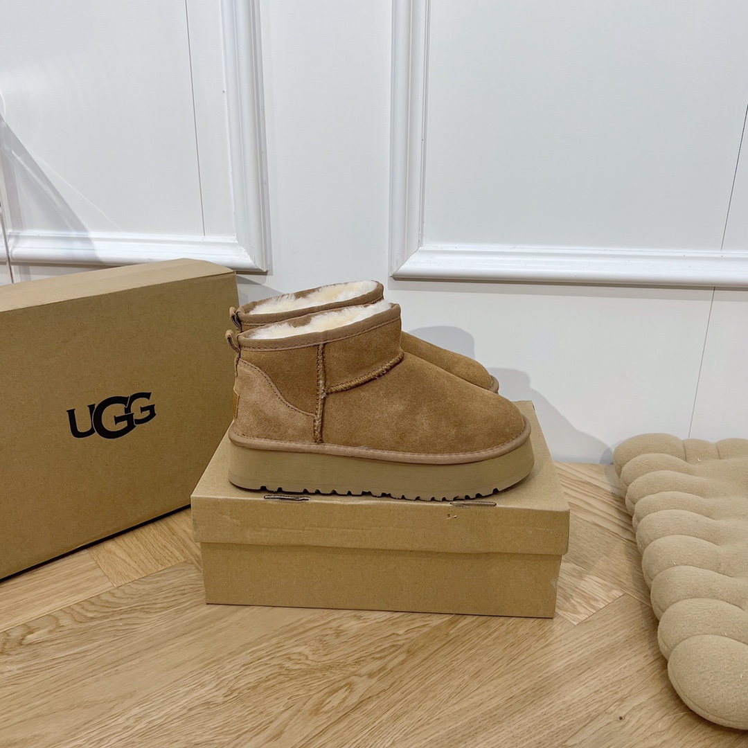 ugg Snow boots