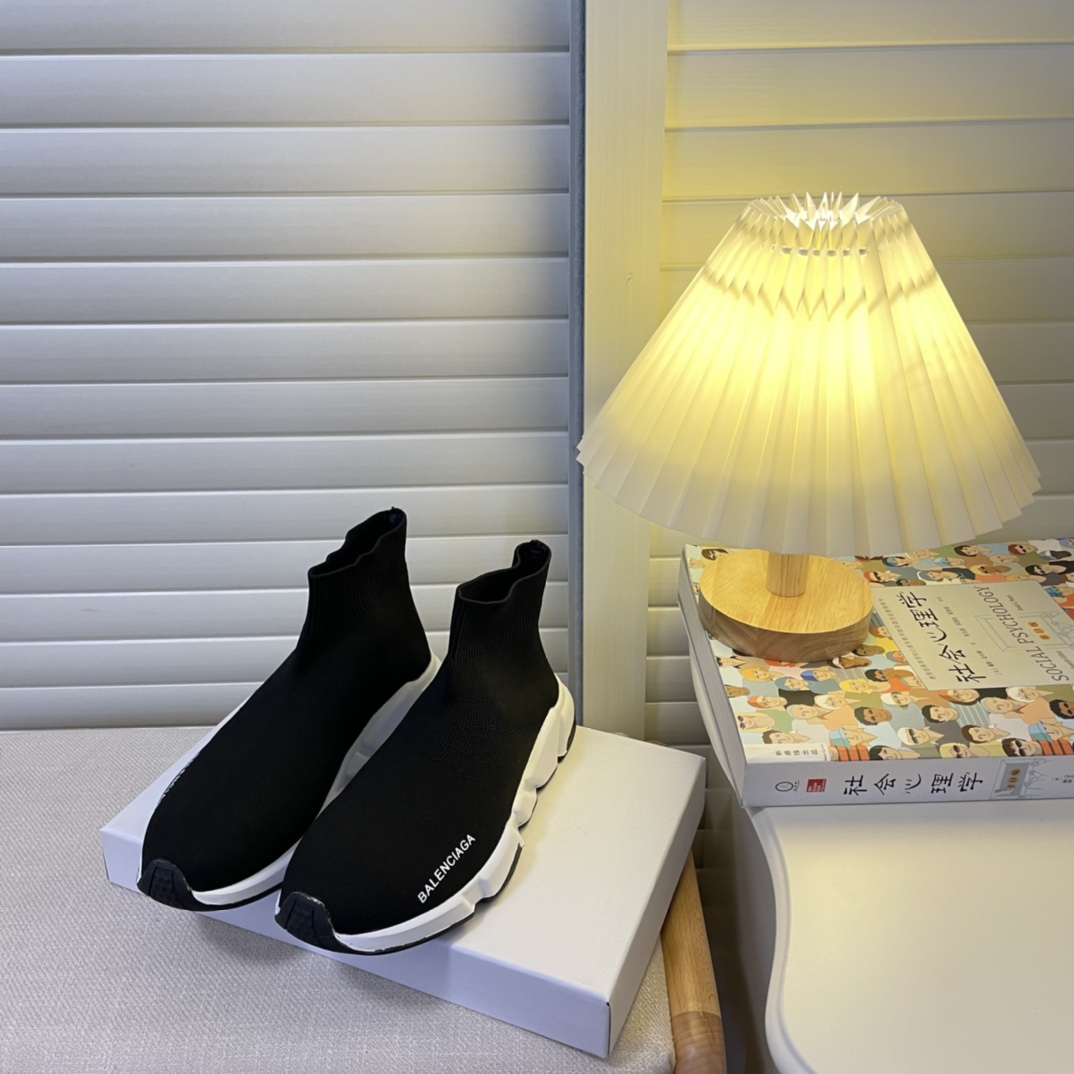 women knitted sock boots