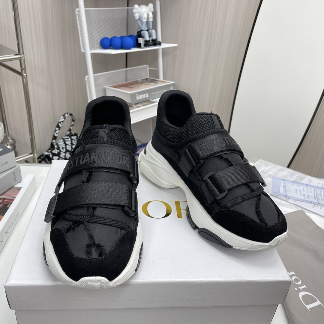 Dior D-wander velcro sneakers