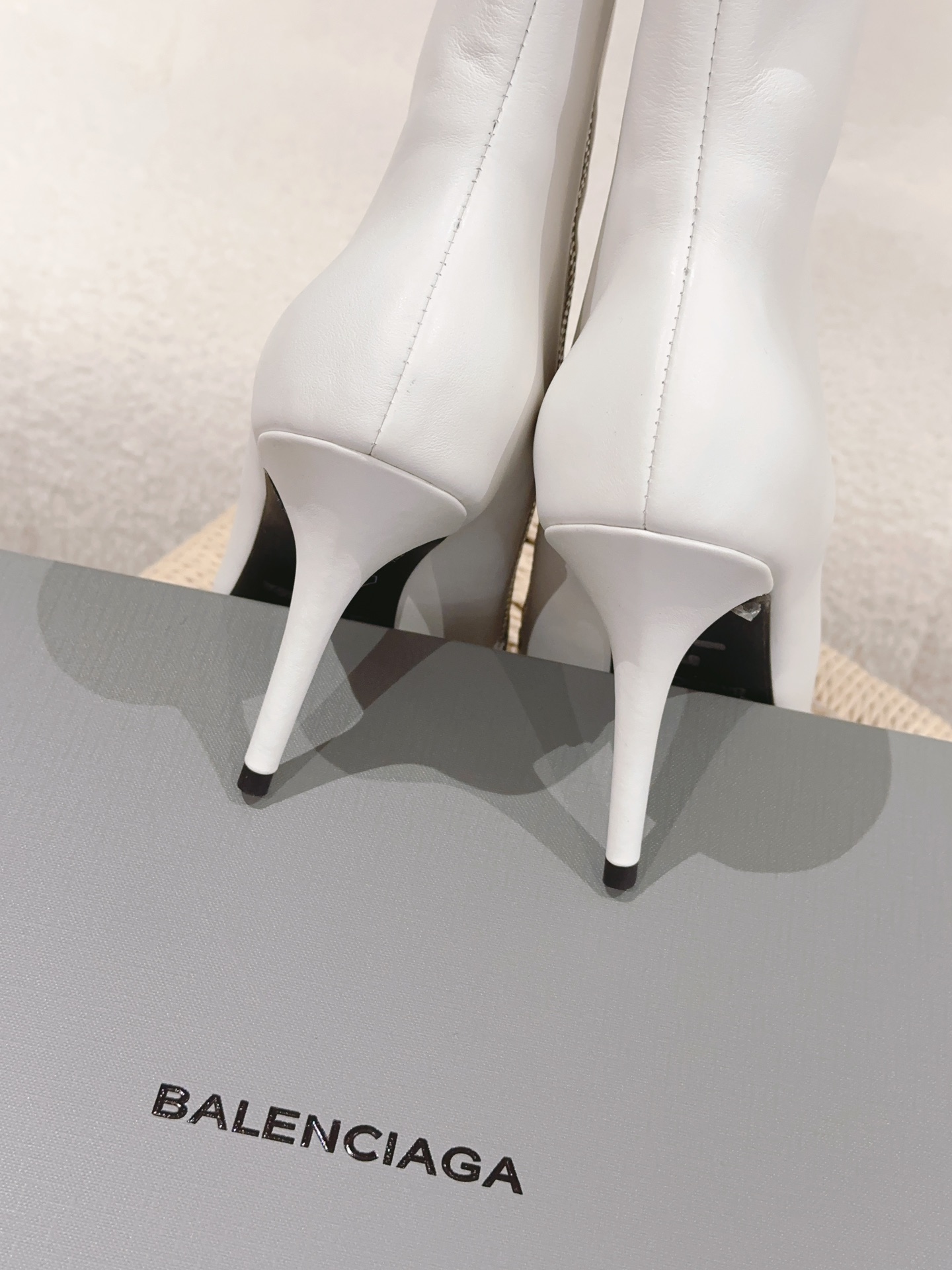 Balenciaga 2023/Pointed Toe Zip Boots