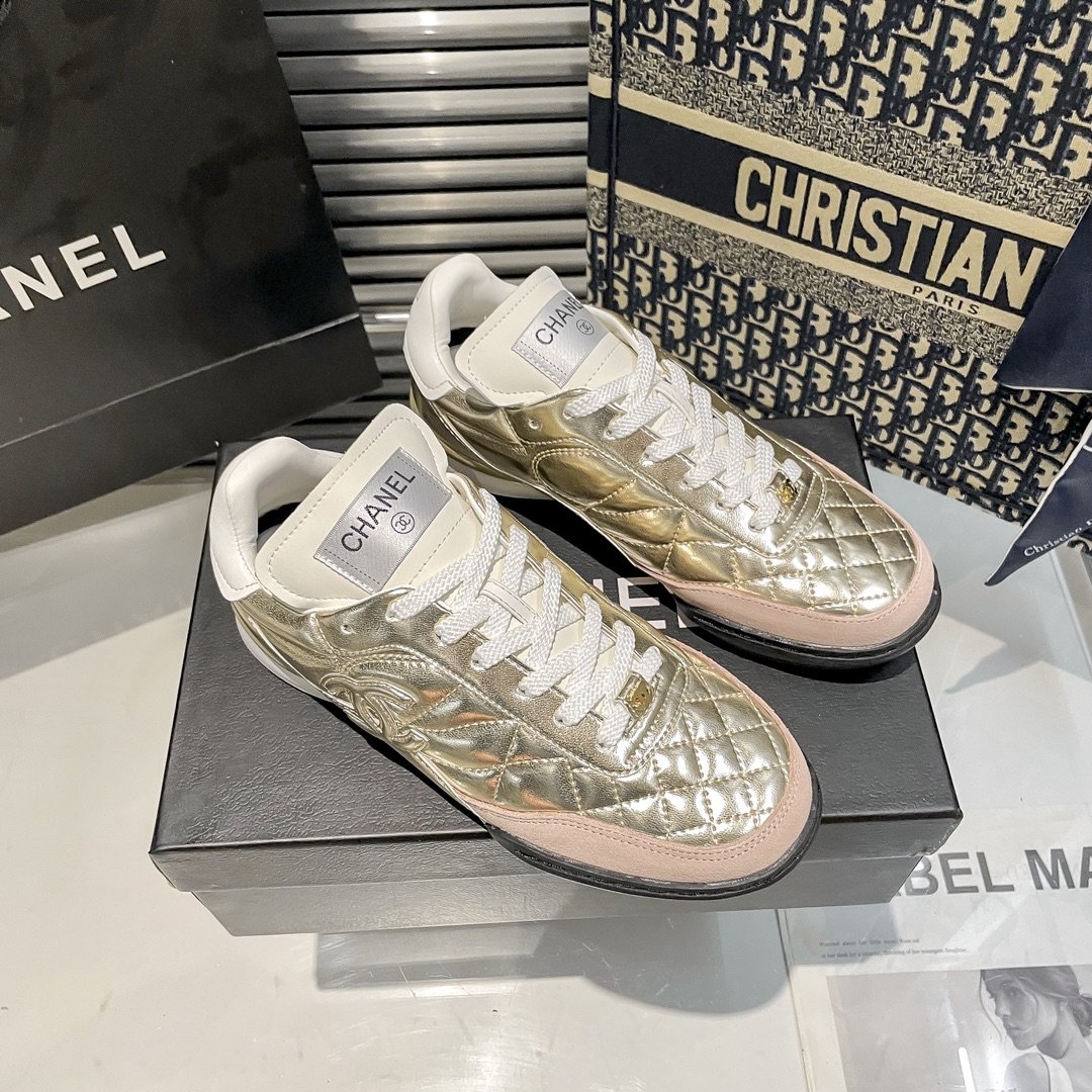 C design  new thick-soled non-slip sneakers