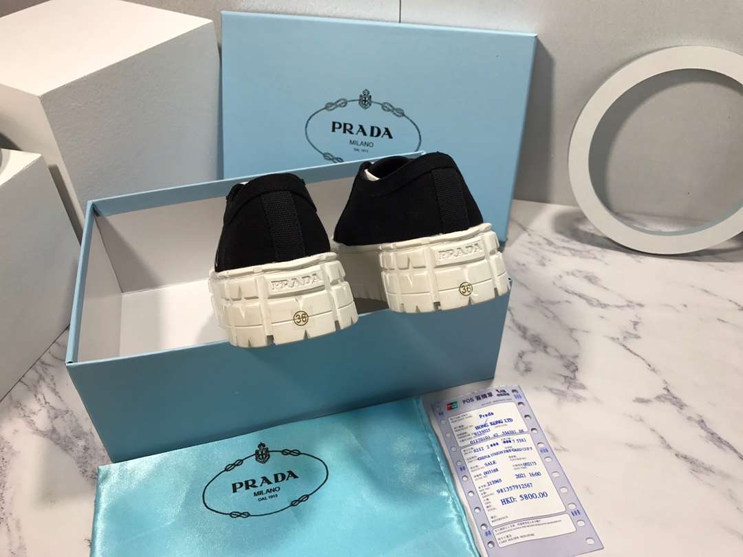 Parda Women Canvas Thick Sole Sneakers